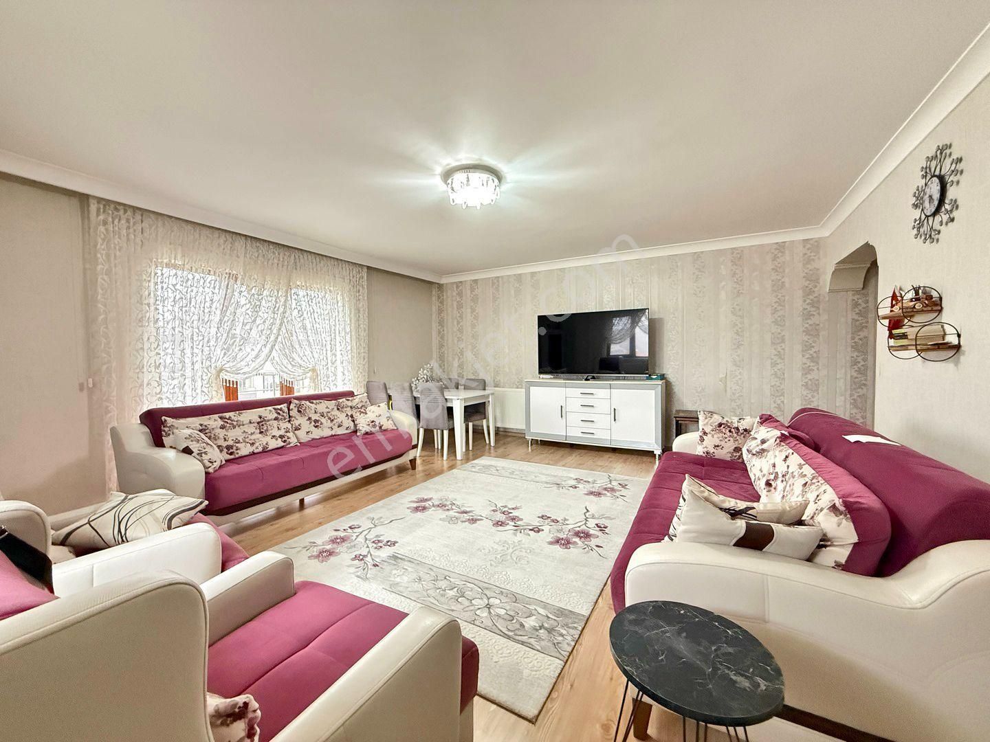 Ufuk Kılıç Emlak'tan Hastane Yakını 3+1 Kilerli Fırsat Daire - Görsel 11