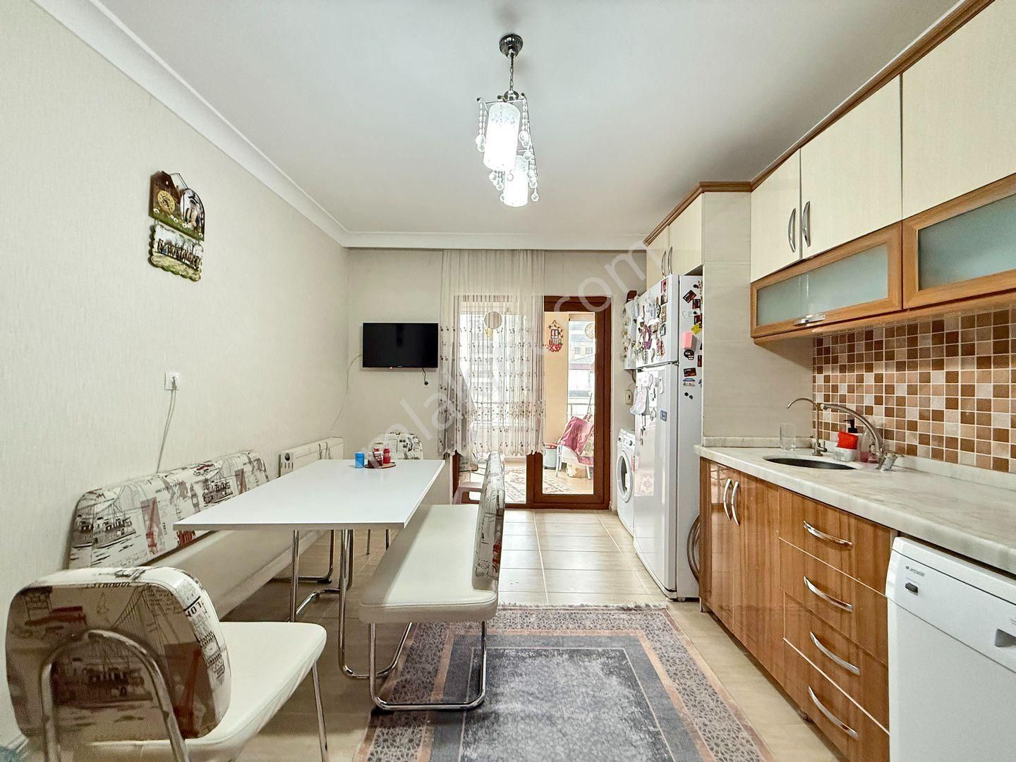 Ufuk Kılıç Emlak'tan Hastane Yakını 3+1 Kilerli Fırsat Daire - Görsel 4