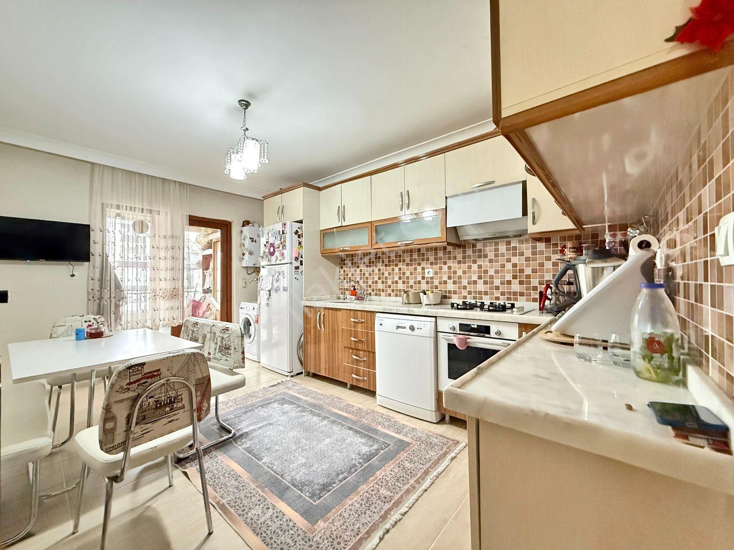 Ufuk Kılıç Emlak'tan Hastane Yakını 3+1 Kilerli Fırsat Daire