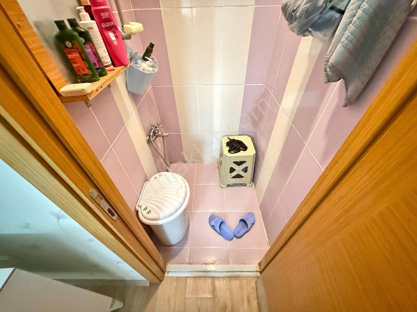 Ufuk Kılıç Emlak'tan Hastane Yakını 3+1 Kilerli Fırsat Daire - Görsel 19