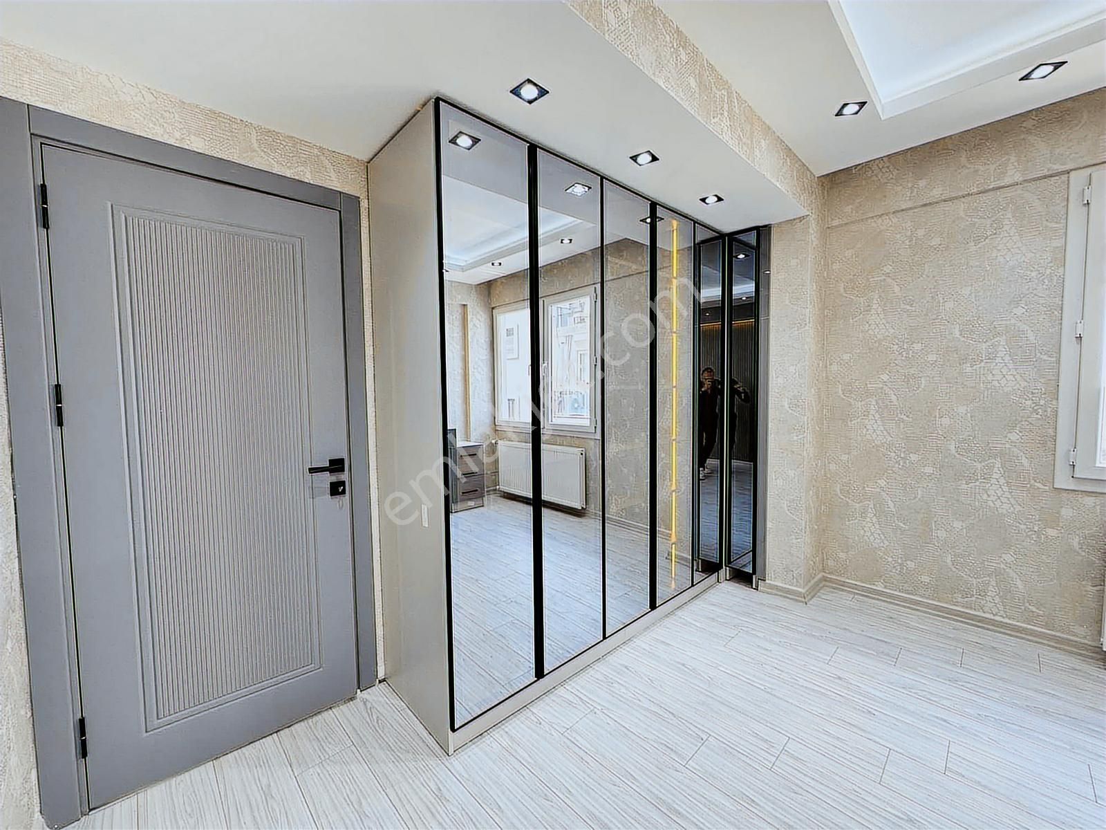 Balçova Ata Caddesi Yakını 3+1 150 M2 Satılık Ultra Lüx Daire - Görsel 2
