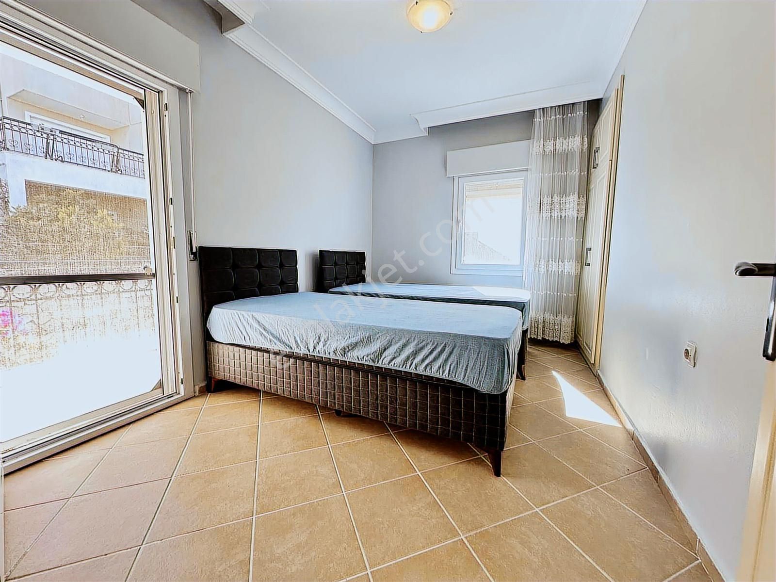 Karaburun Mordoğan Deniz Manzaralı 5+1 350 M2 Satılık Triblex - Görsel 32