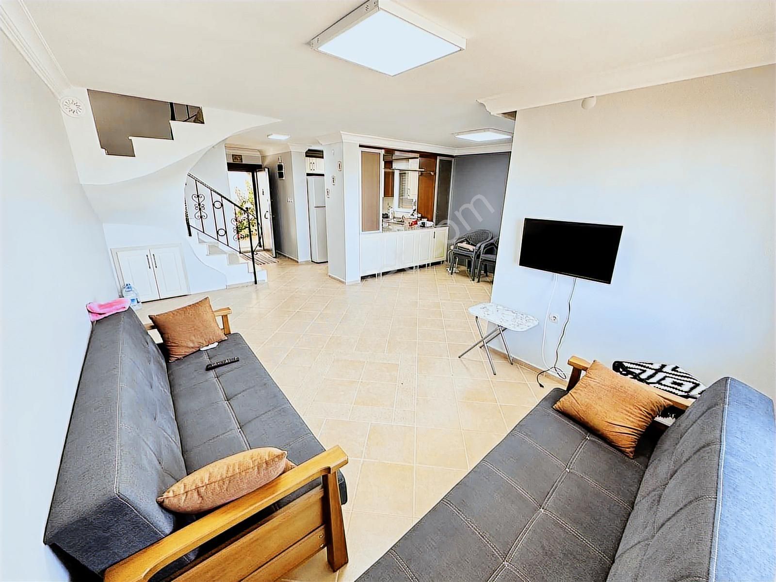 Karaburun Mordoğan Deniz Manzaralı 5+1 350 M2 Satılık Triblex - Görsel 16