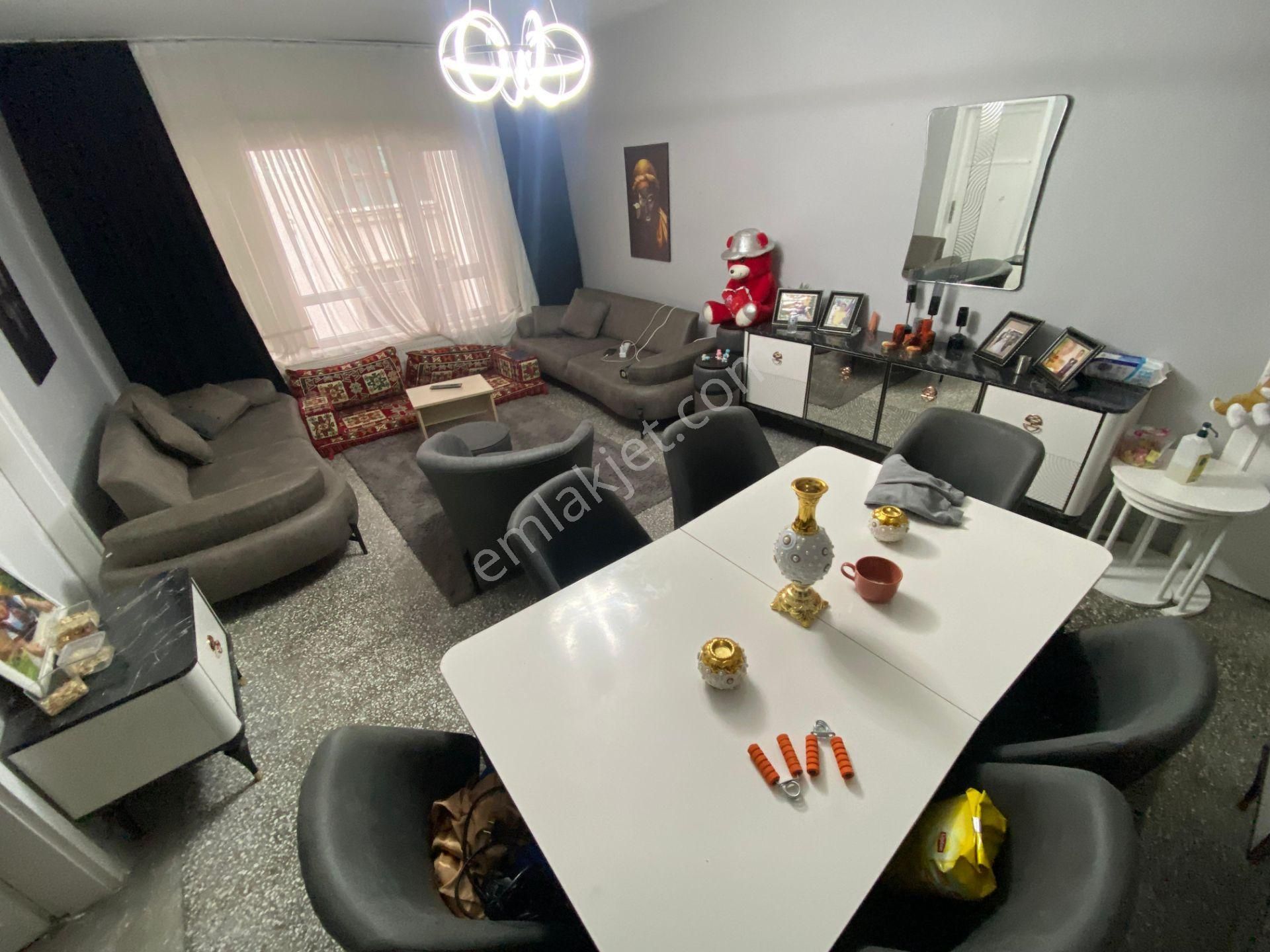 Pınarbaşı Mah Beşiktaş Sokakta 3+1 Orta Kat Geniş Satılık Daire - Görsel 3