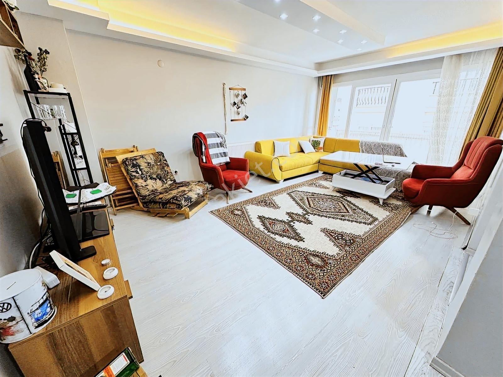 Eşrefpaşa'da 2+1 110 M2 Geniş Asansörlü Doğalgazlı Satılık - Görsel 4