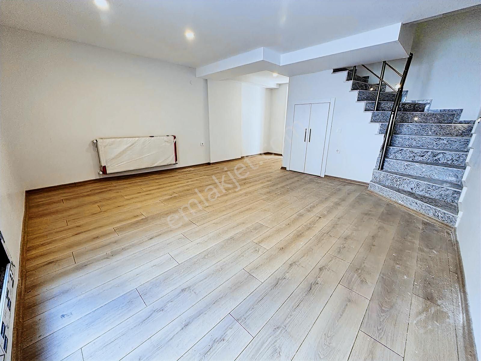 Eşrefpaşa'da 5+2 175 M2 Satılık Ters Dublex Daire - Görsel 7