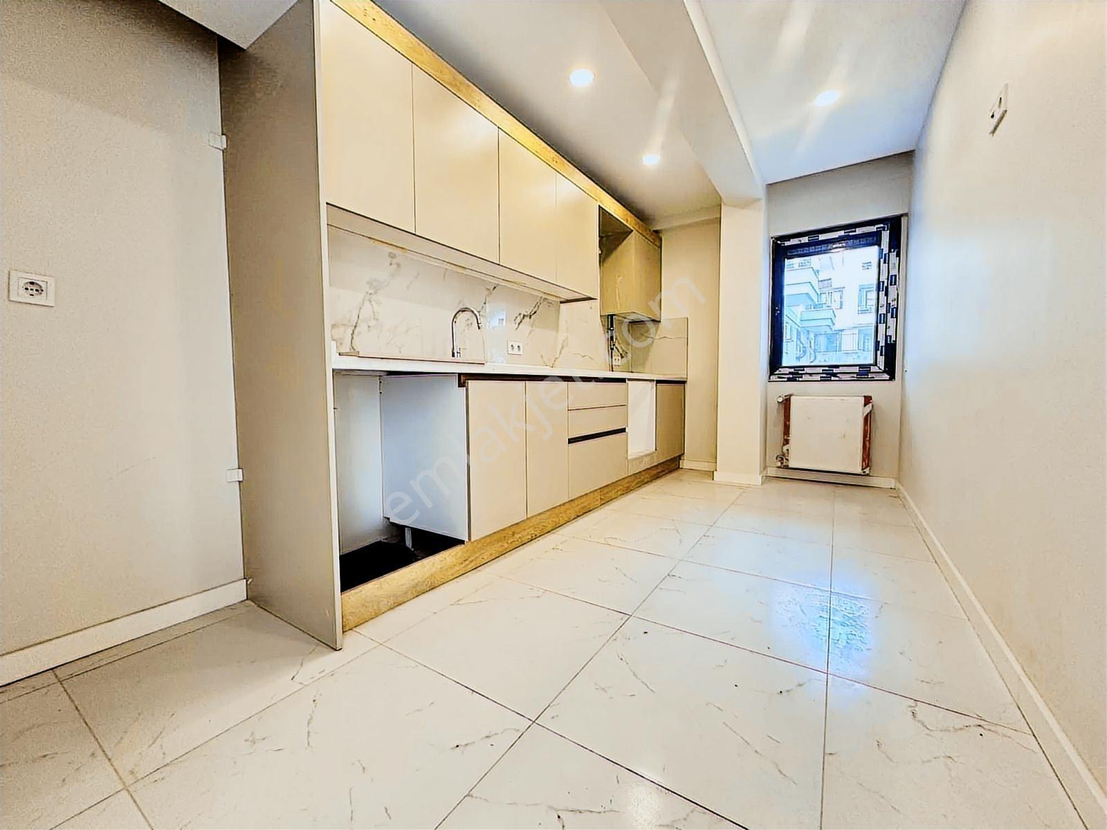 Eşrefpaşa'da 5+2 175 M2 Satılık Ters Dublex Daire - Görsel 11