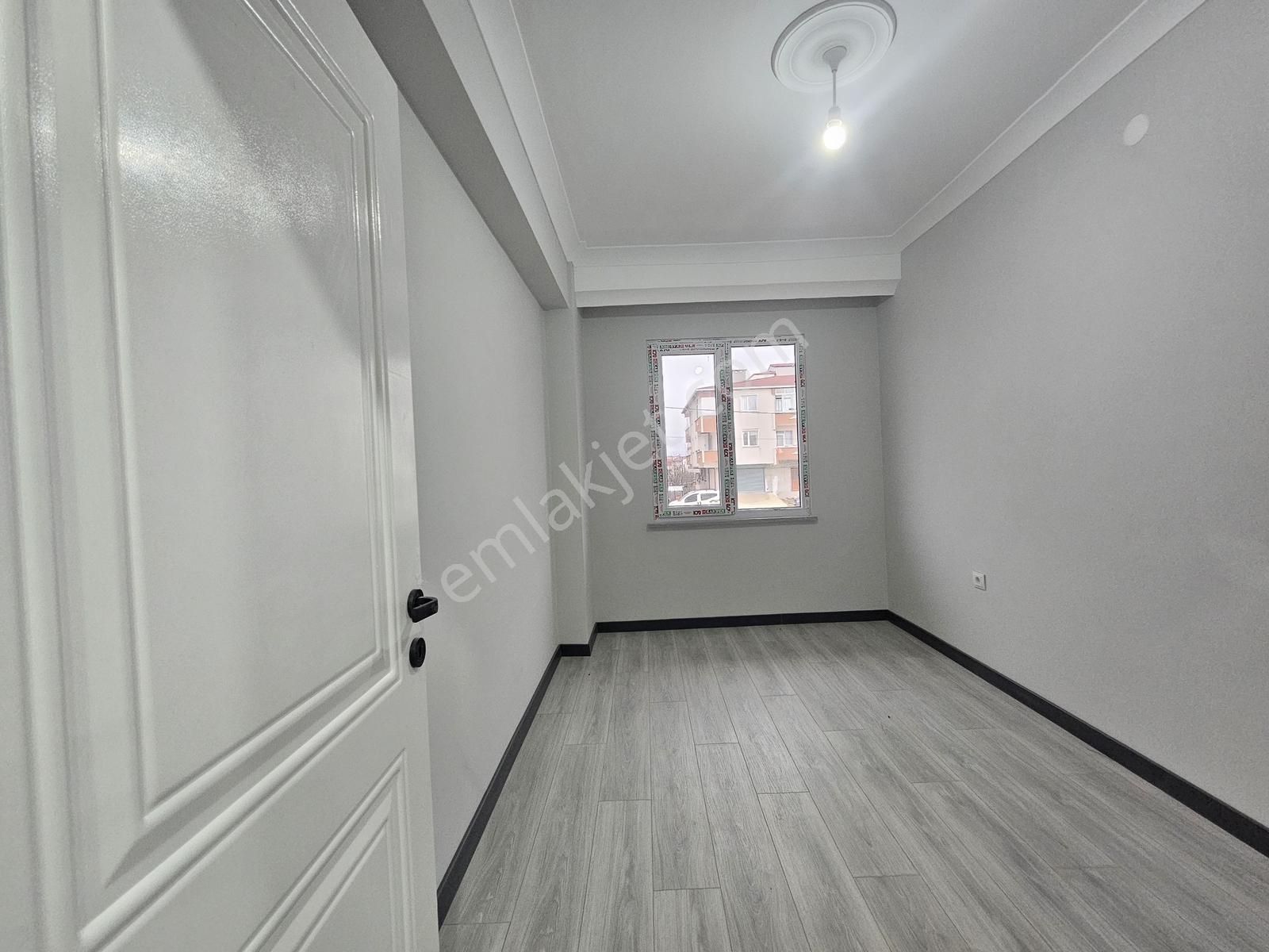 Kapaklı'da Geniş Balkonlu Yüksek Giriş 2+1 Daire - Görsel 14