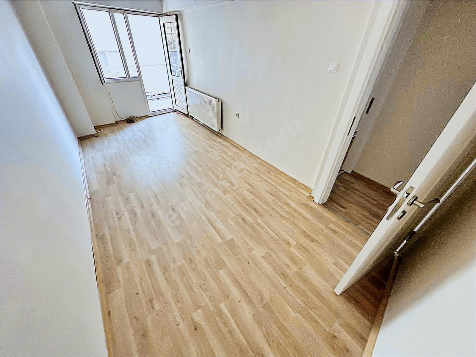 Eşrefpaşa'da Cadde Üzeri 3+1 135 M2 Asansörlü Otoparklı Satılık - Görsel 6