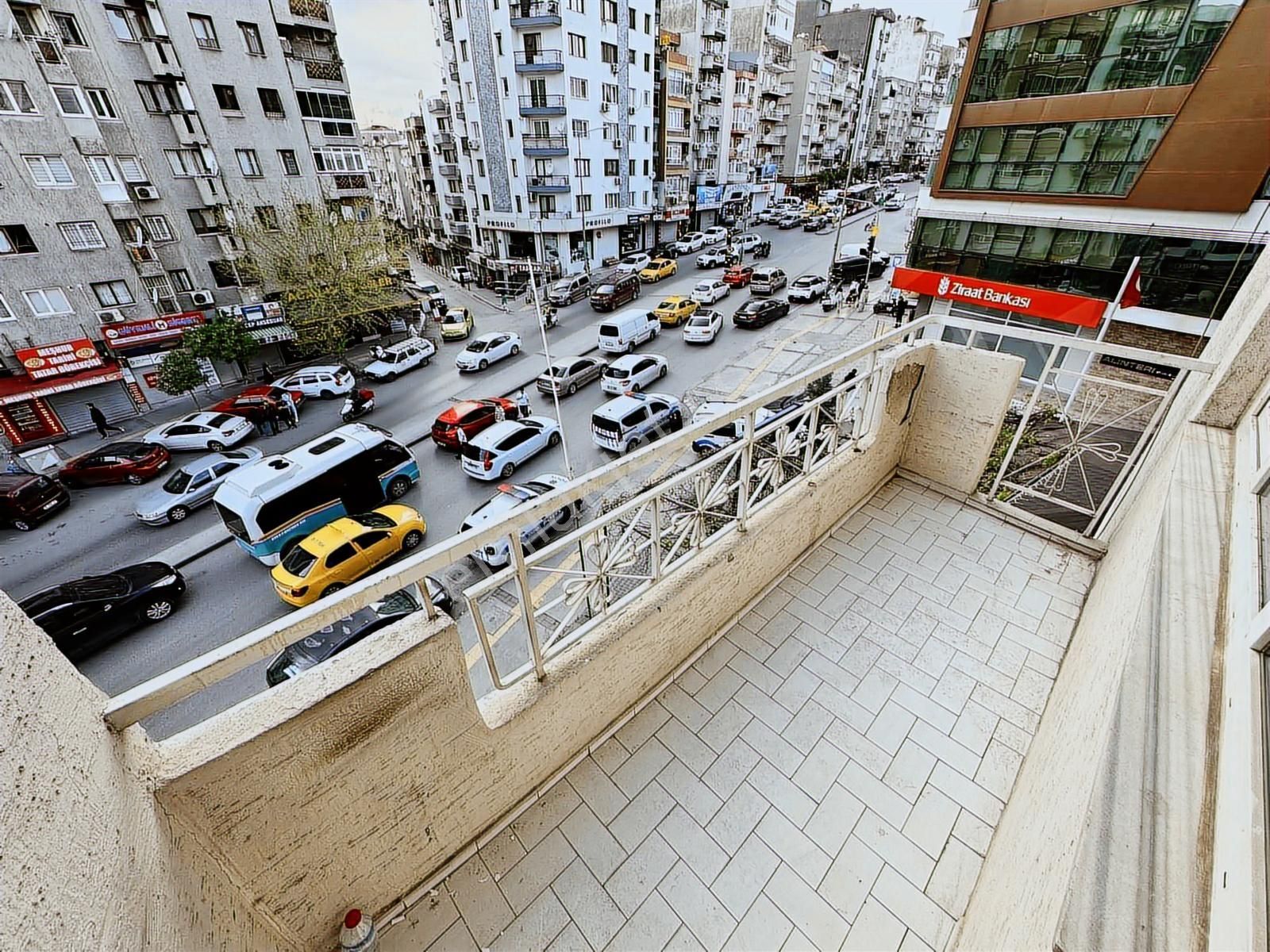 Eşrefpaşa'da Cadde Üzeri 3+1 135 M2 Asansörlü Otoparklı Satılık - Görsel 10