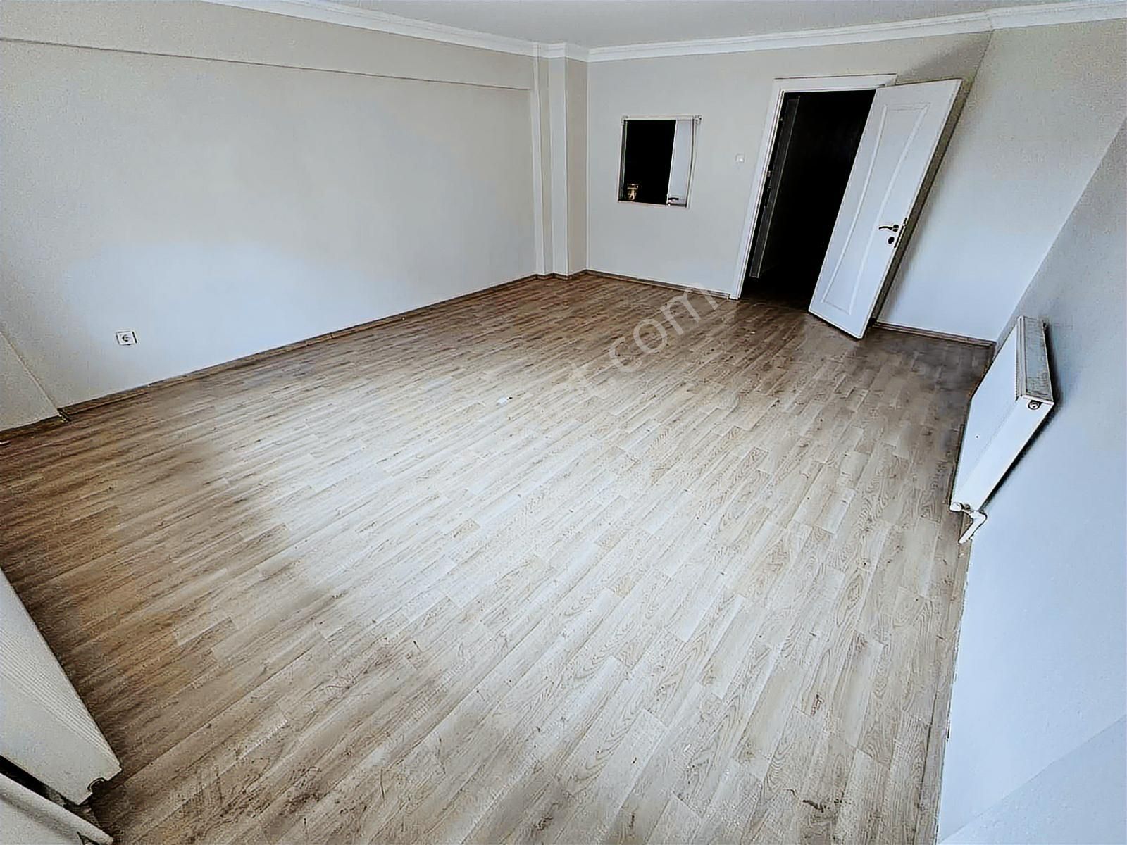 Eşrefpaşa'da Cadde Üzeri 3+1 135 M2 Asansörlü Otoparklı Satılık - Görsel 19