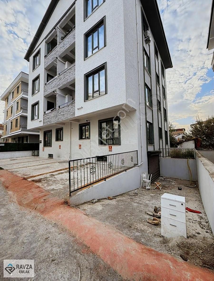 Ravza Emlaktan Kiralık Mae Mah (ana Yola Yakın) Sıfır 2+1 Daire