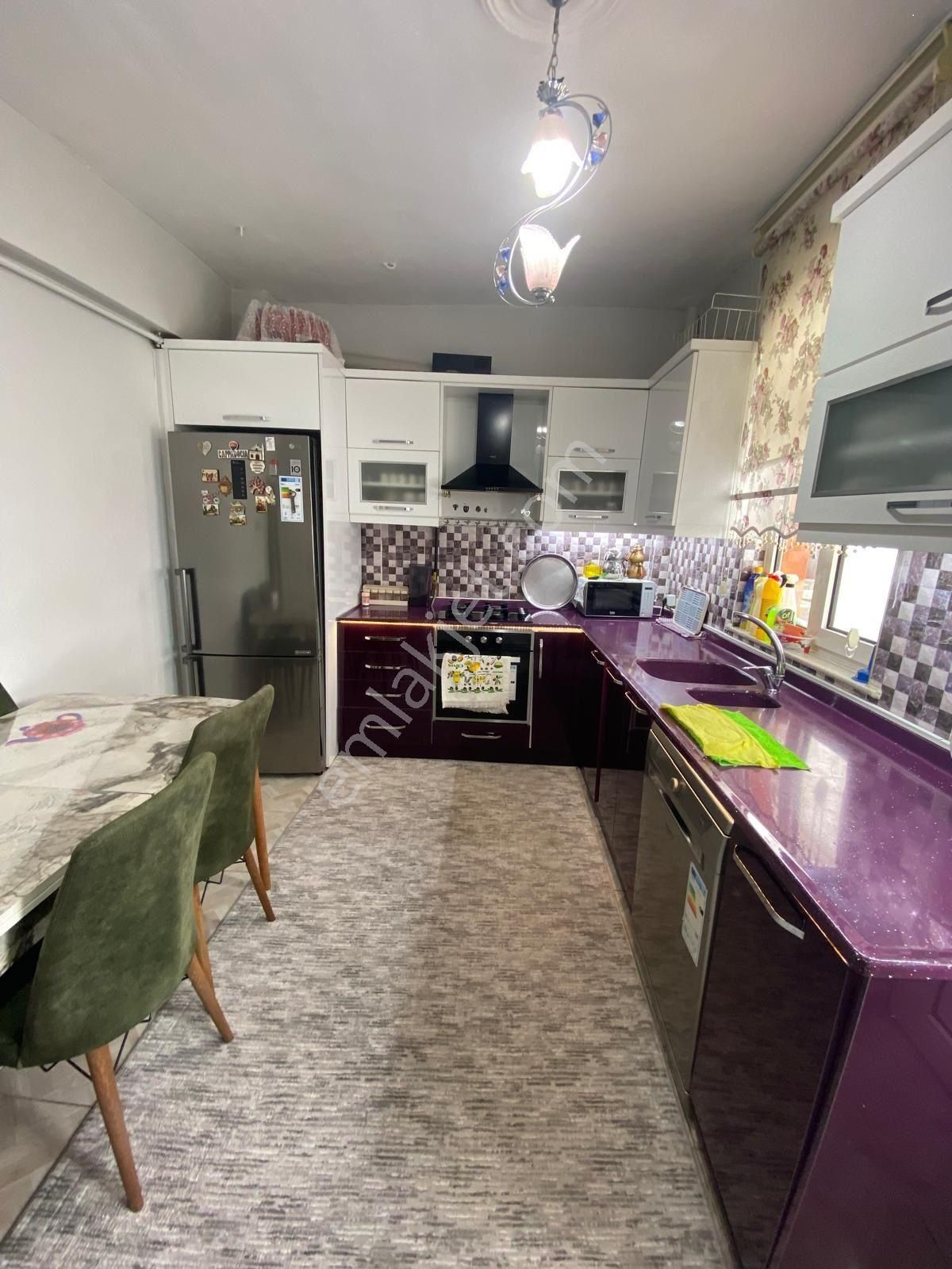 Argıncık'ta Perşembe Pazarı Yanı Satılık 2+1 Daire (110m² Net) - Görsel 4