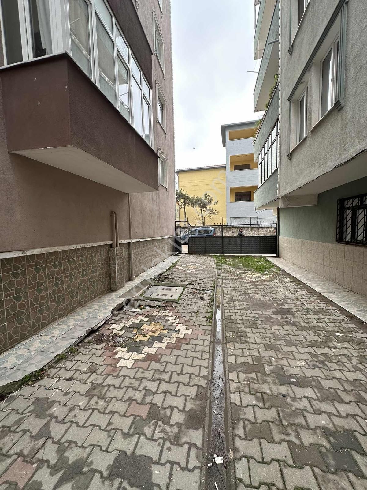 Karacabey Türker Bloklarında Satılık Masrafsız Fırsat Daire - Görsel 4