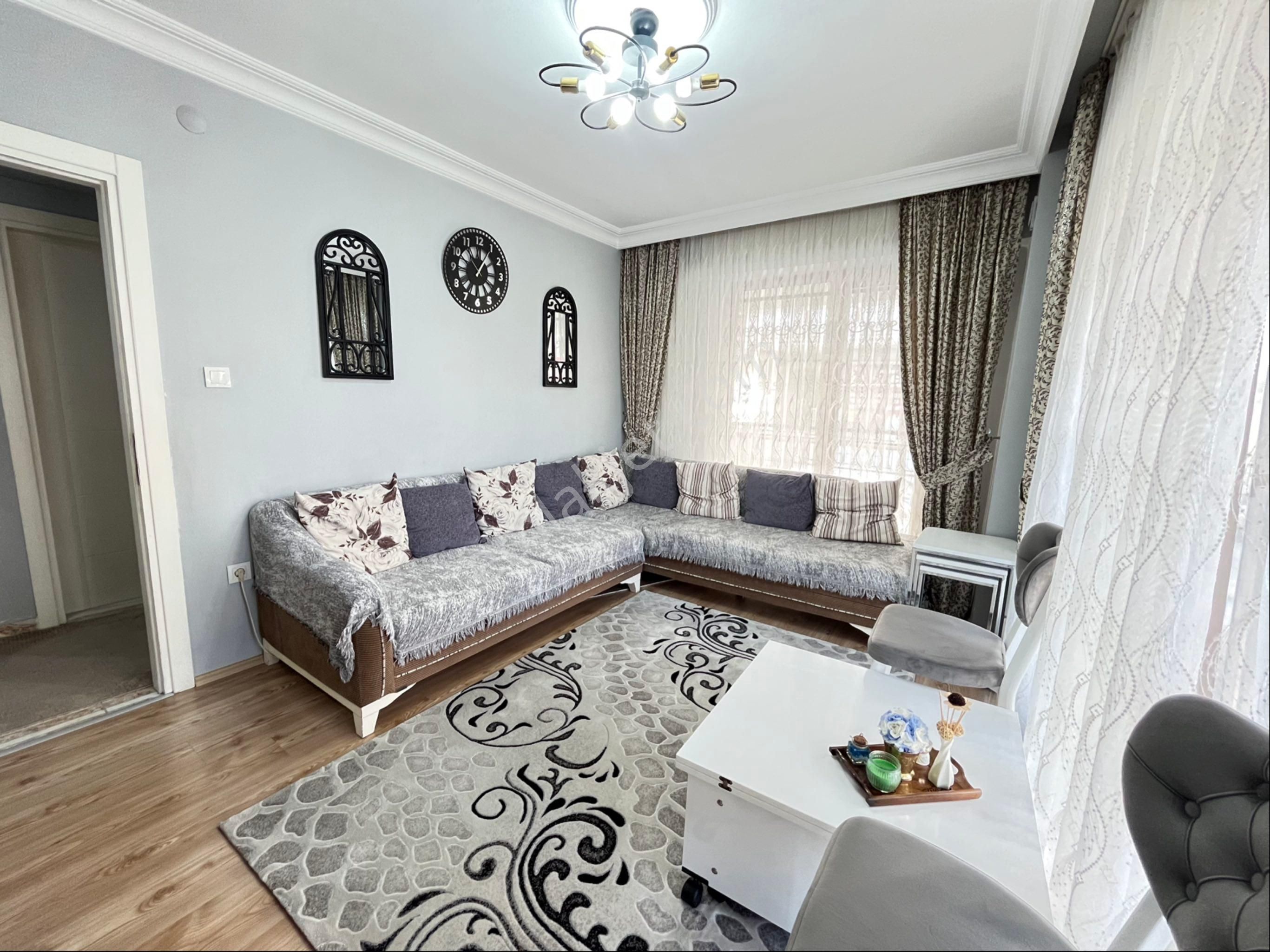 İmren Gayrimenkulden Satılık Sultanmurat Mh. 2+1 Yüksek Giriş - Görsel 3