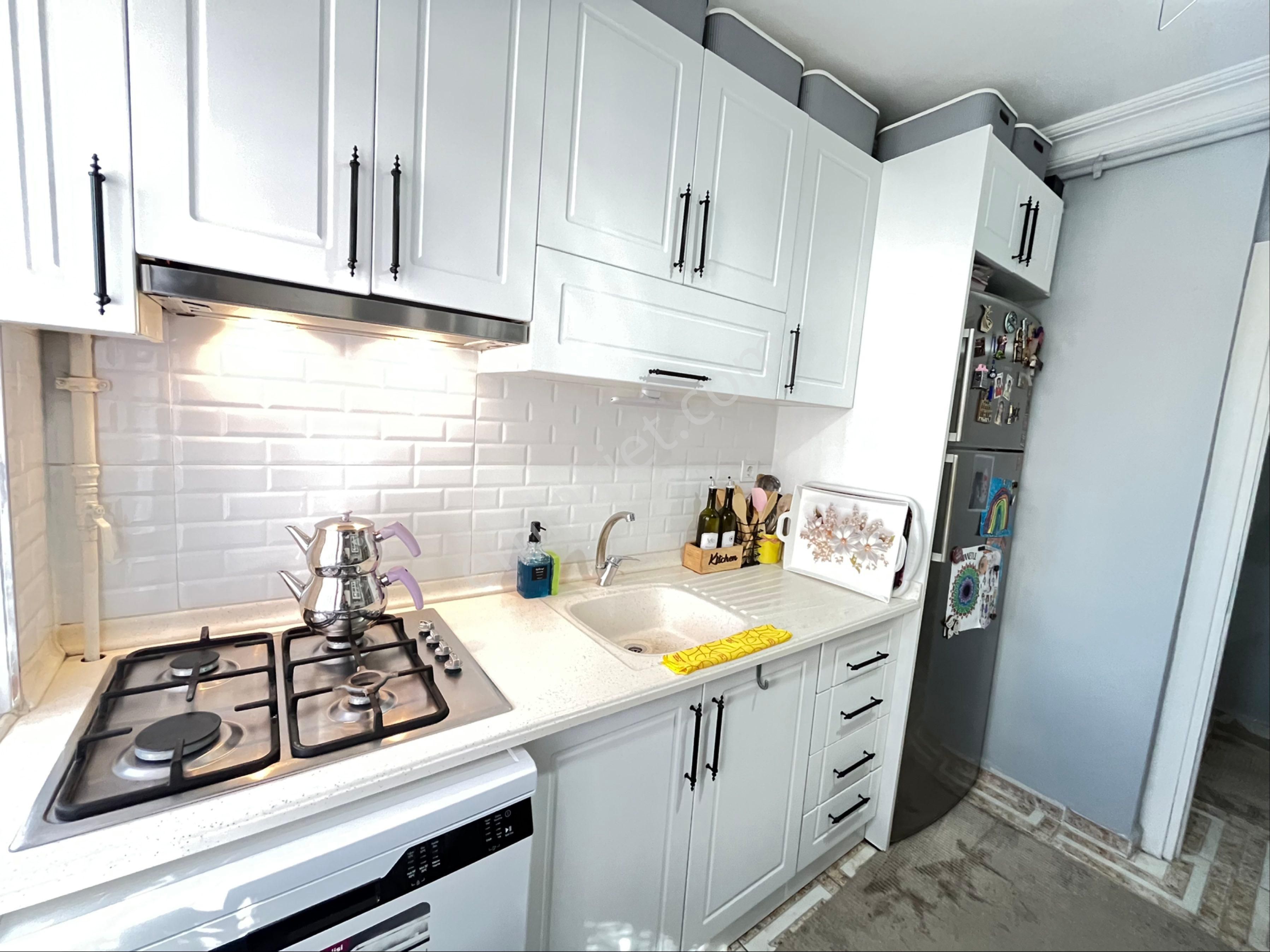 İmren Gayrimenkulden Satılık Sultanmurat Mh. 2+1 Yüksek Giriş - Görsel 12