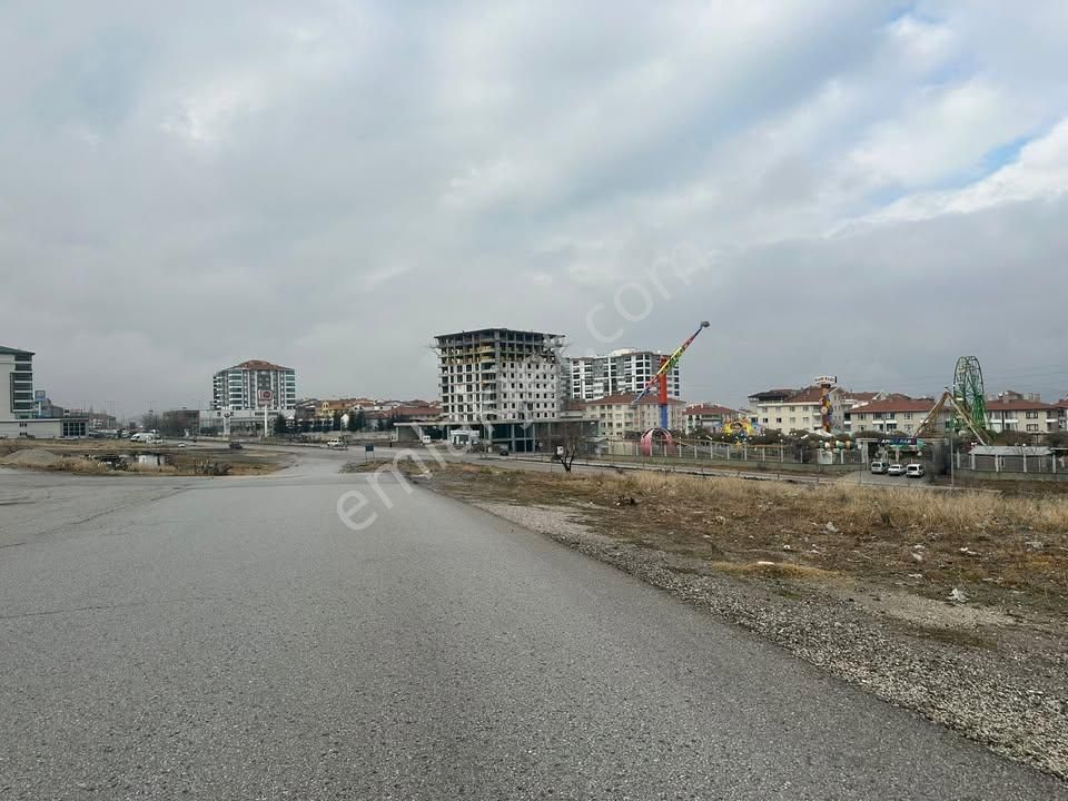 Yeşilkuşakta 100 Metre Çok Katlıda Satılık İmarlı Arsa - Görsel 5