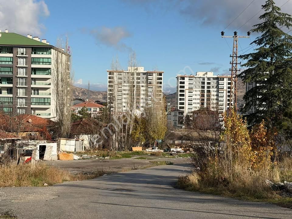 Yeşilkuşakta 100 Metre Çok Katlıda Satılık İmarlı Arsa - Görsel 11