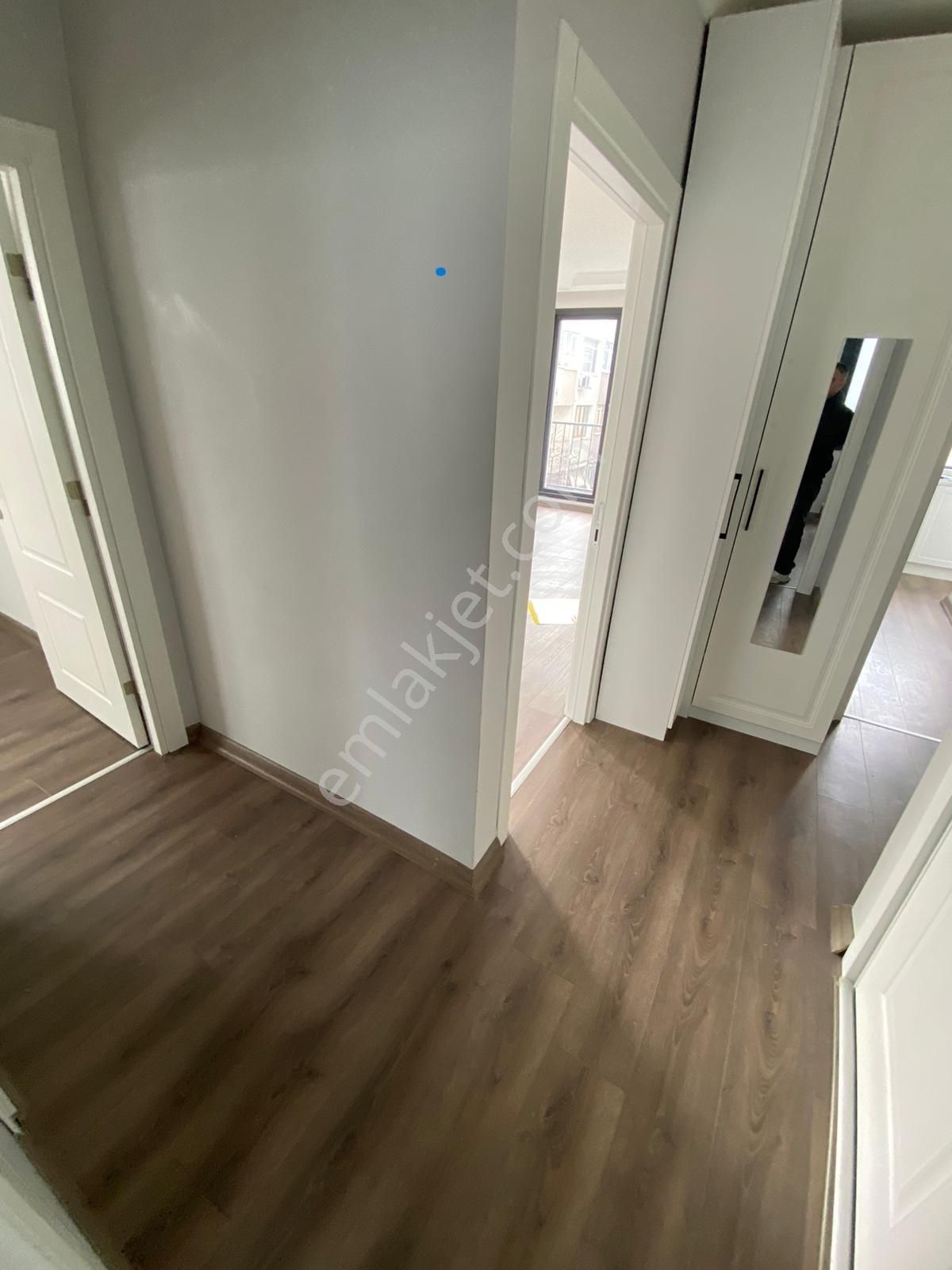 Tamiş'den Altıntepe'de Minibüse Yakın Ön Köşe Cephe 3.kat 2+1 - Görsel 29