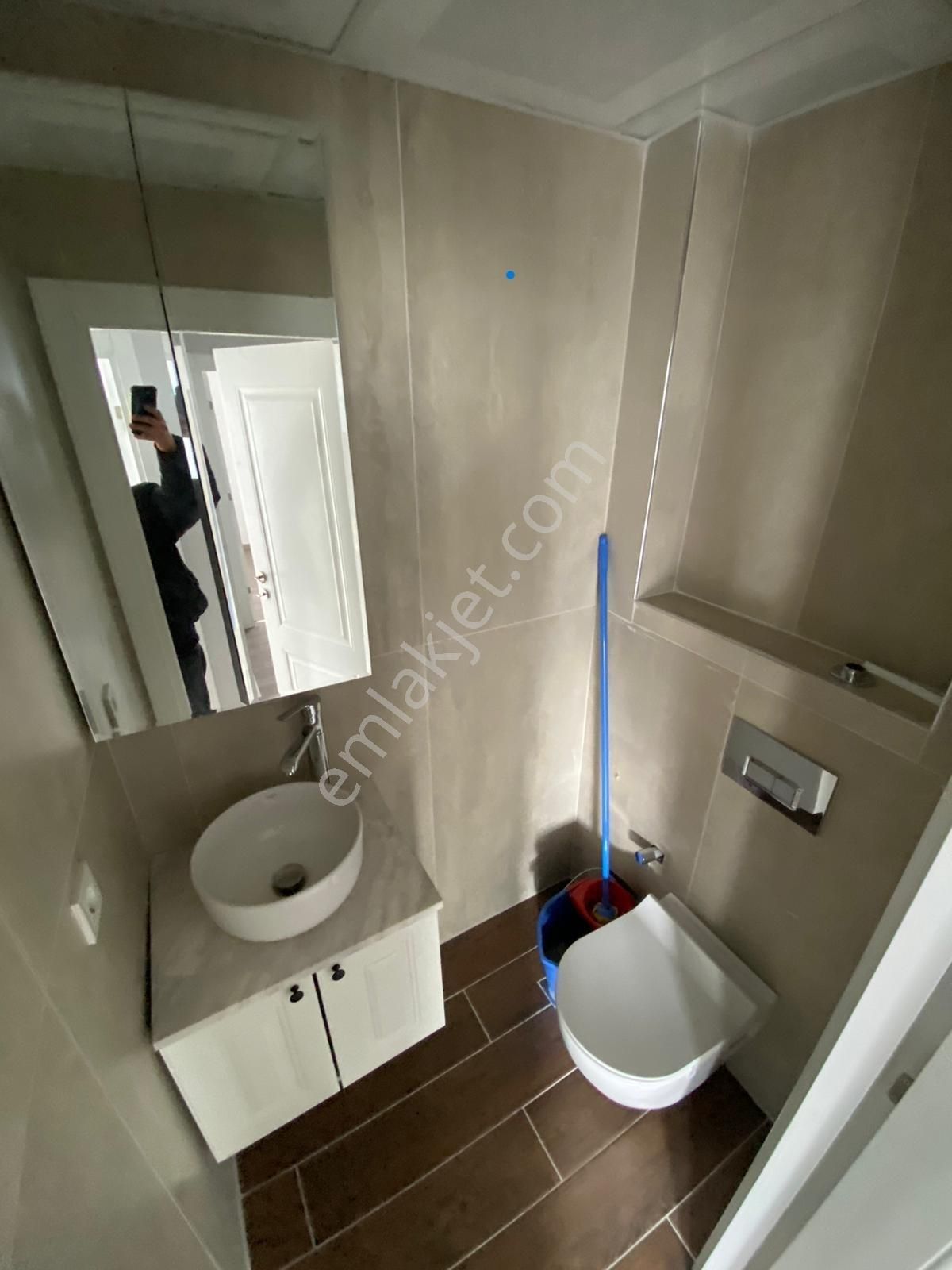 Tamiş'den Altıntepe'de Minibüse Yakın Ön Köşe Cephe 3.kat 2+1 - Görsel 31