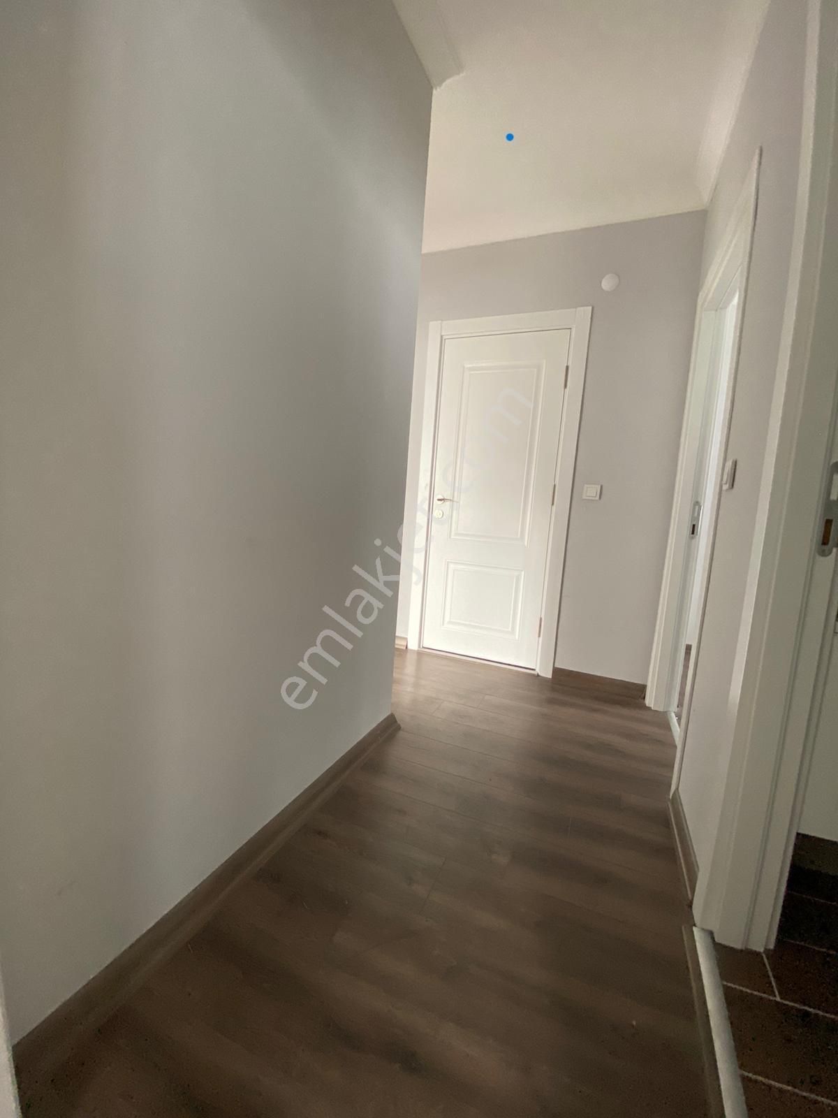 Tamiş'den Altıntepe'de Minibüse Yakın Ön Köşe Cephe 3.kat 2+1 - Görsel 9