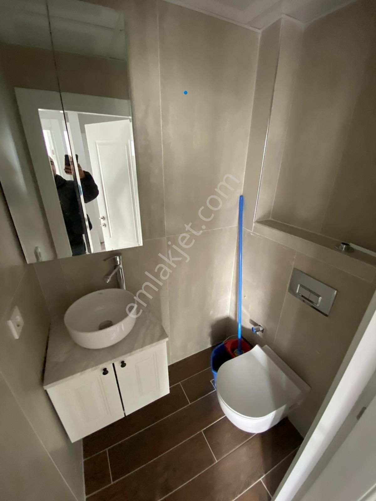 Tamiş'den Altıntepe'de Minibüse Yakın Ön Köşe Cephe 3.kat 2+1 - Görsel 24