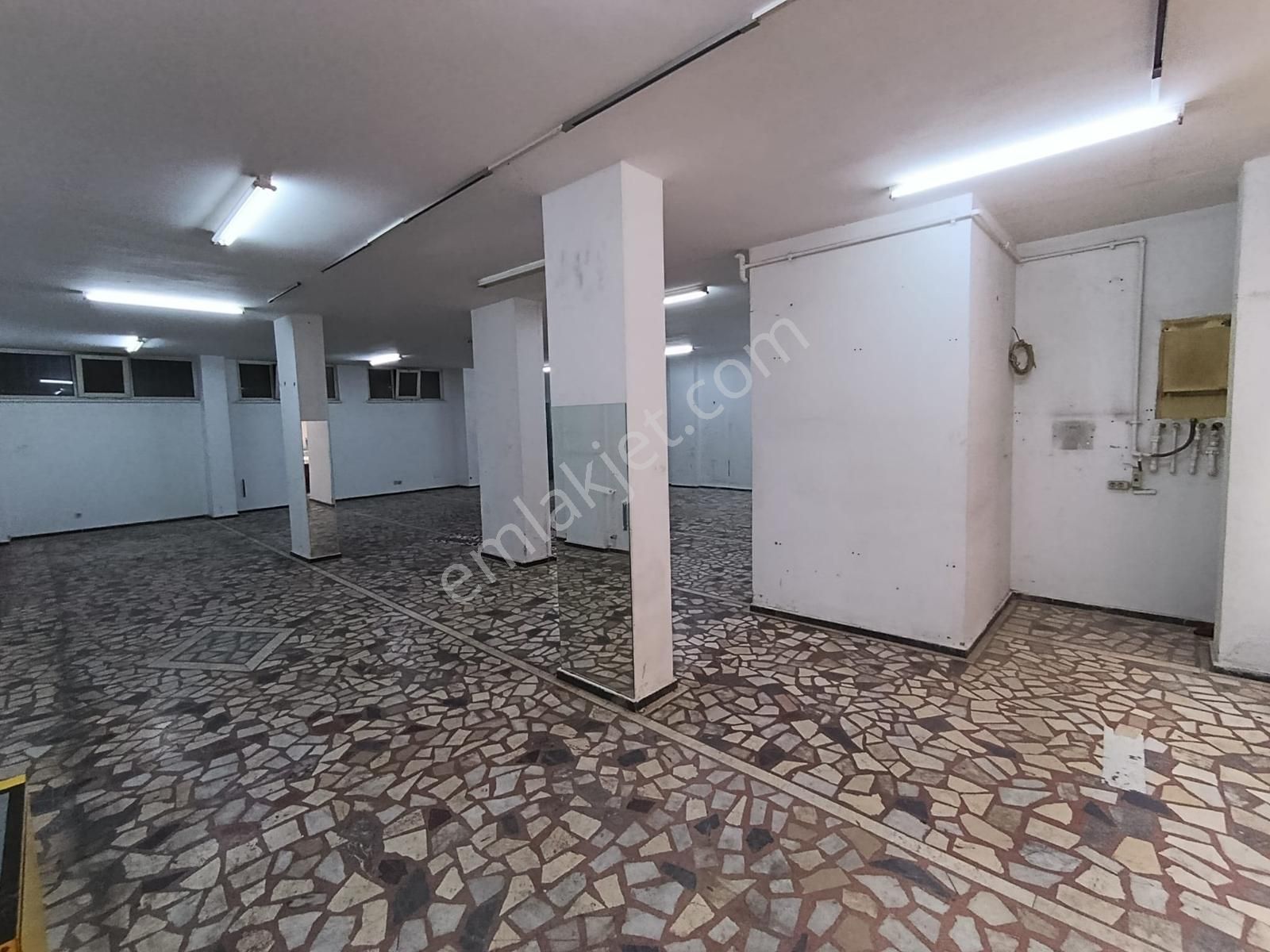 Kiralık İşyeri 180m² - Feriköy, Yayla Mahallesi - Görsel 3