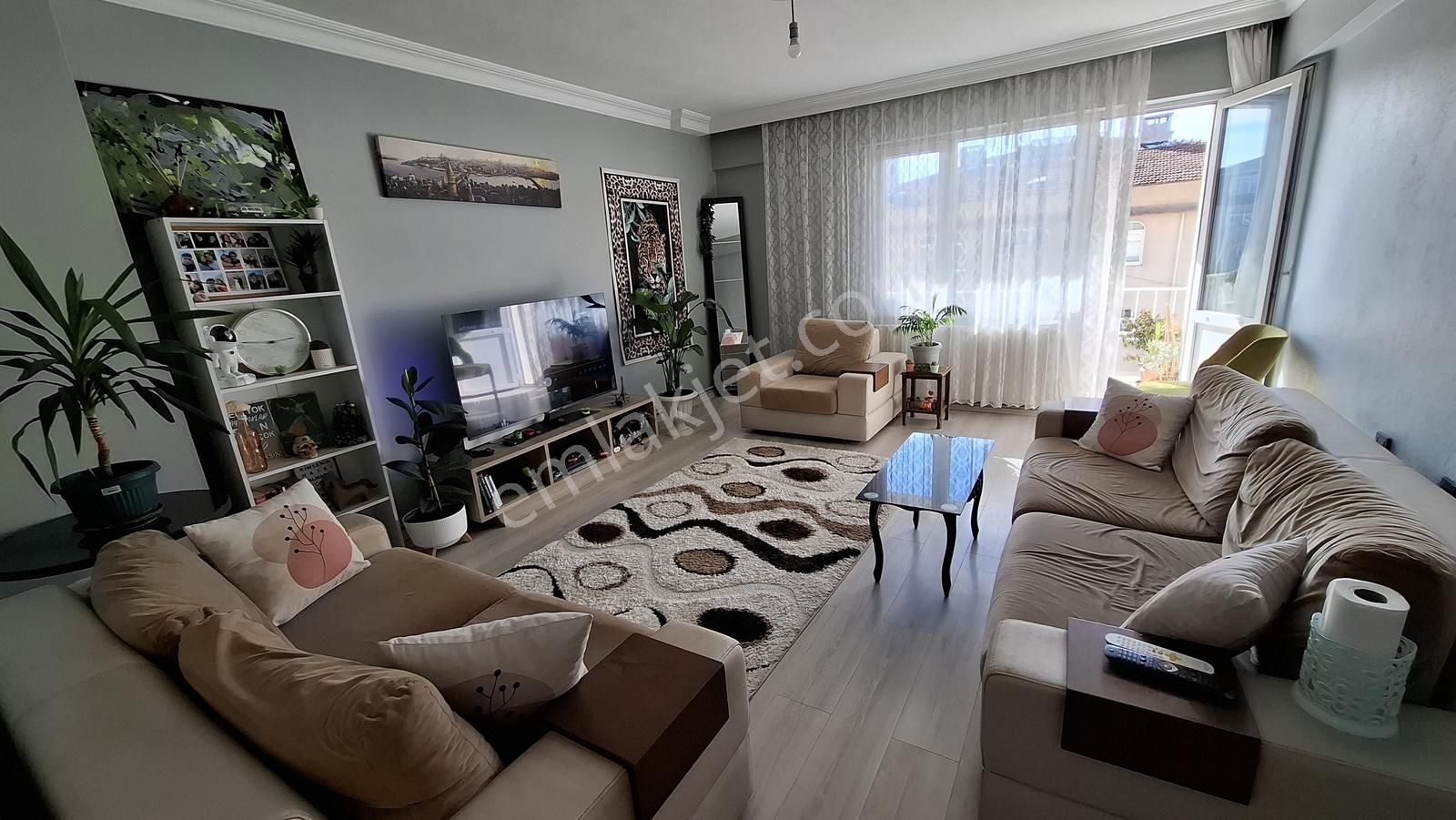 Revos Gayrimenkul'den / Reşadiyede Satılık 3+1 Daire Fırsat - Görsel 10