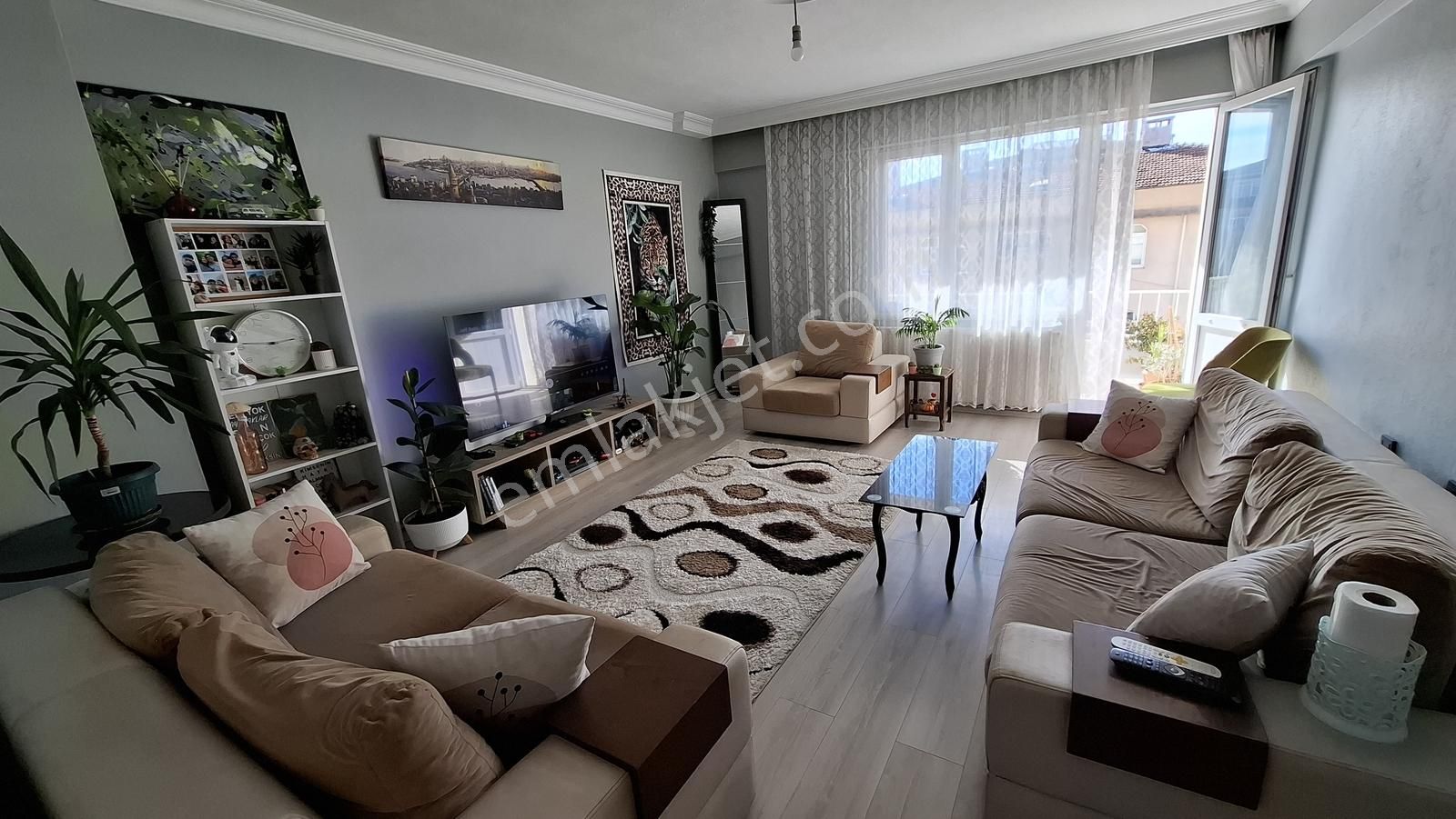 Revos Gayrimenkul'den / Reşadiyede Satılık 3+1 Daire Fırsat - Görsel 8