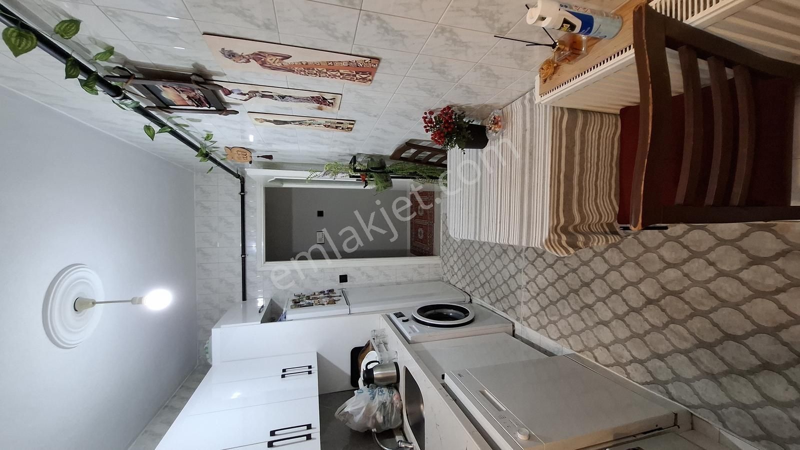 Revos Gayrimenkul'den / Reşadiyede Satılık 3+1 Daire Fırsat - Görsel 25