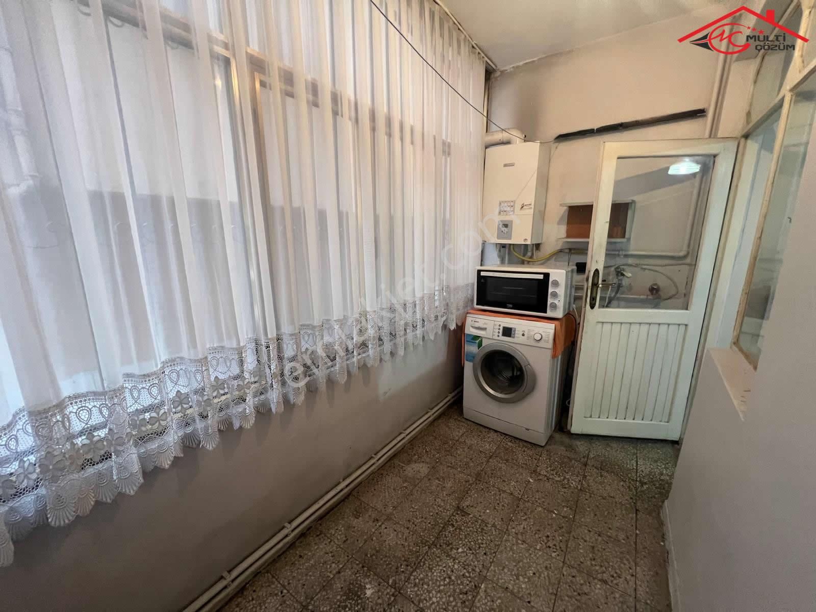 Yenibosna Fevzi Çakmak Mahallesinde Kiralık Eşyalı 2+1 Yüksek Giriş Daire - Görsel 19