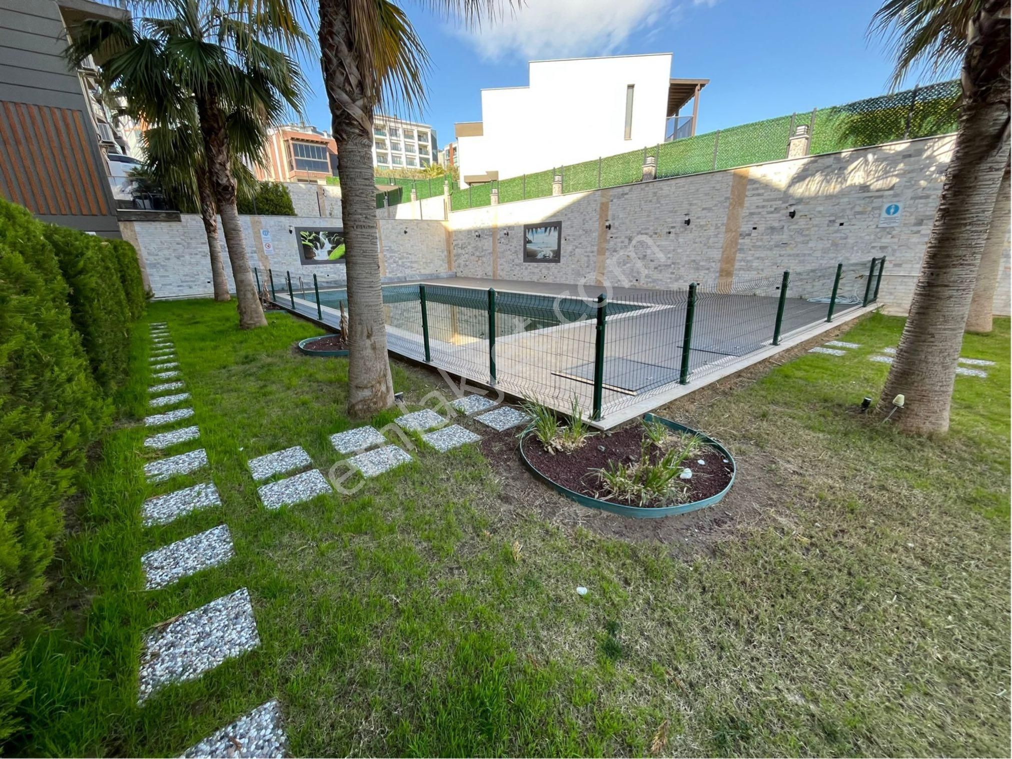 Kuşadası Ege Mahallesinde Sıfır 2 Artı 1 Havuzlu Satılık Daire - Görsel 16