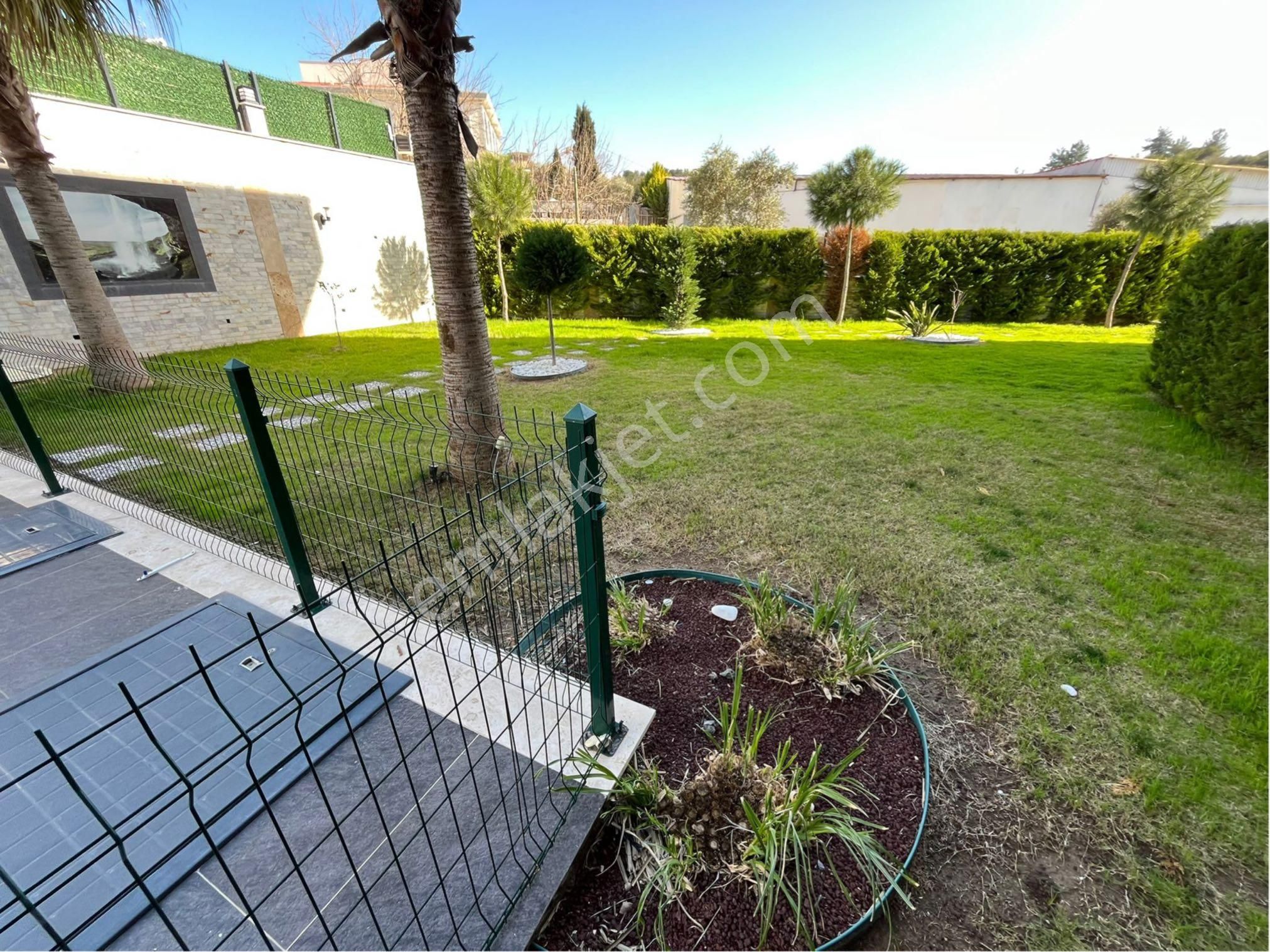 Kuşadası Ege Mahallesinde Sıfır 2 Artı 1 Havuzlu Satılık Daire - Görsel 12