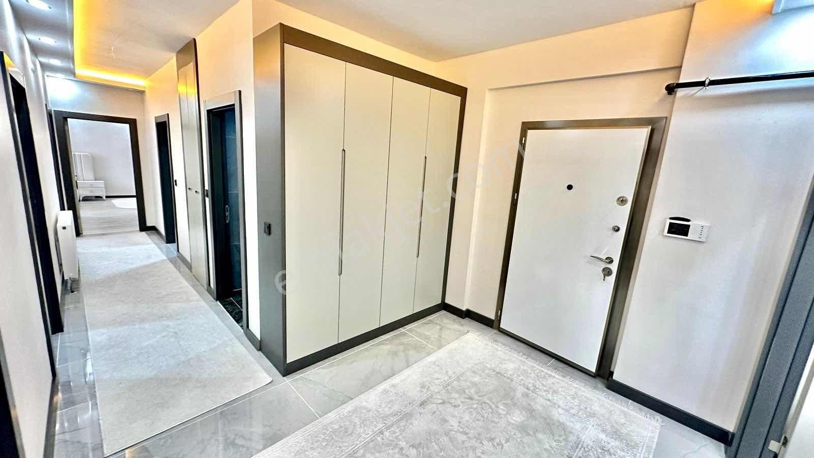 Avantaj'dan Kıbrısköy Site'de Ful+ful Yapısıyla Dikkat Çeken 3+1 - Görsel 2