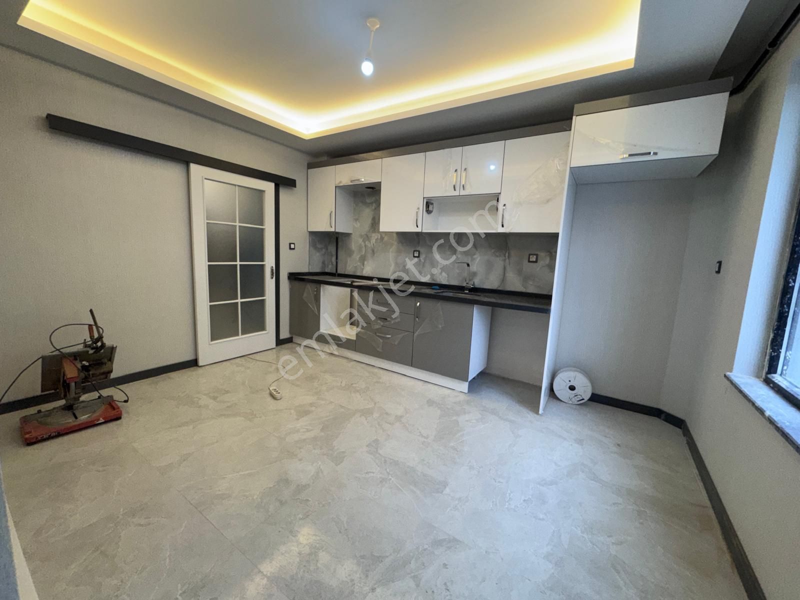 Malazgirt Mh'de 2+1 Yüksek.g Sıfır Ebeveyn By. Asansörlü Daire!! - Görsel 5