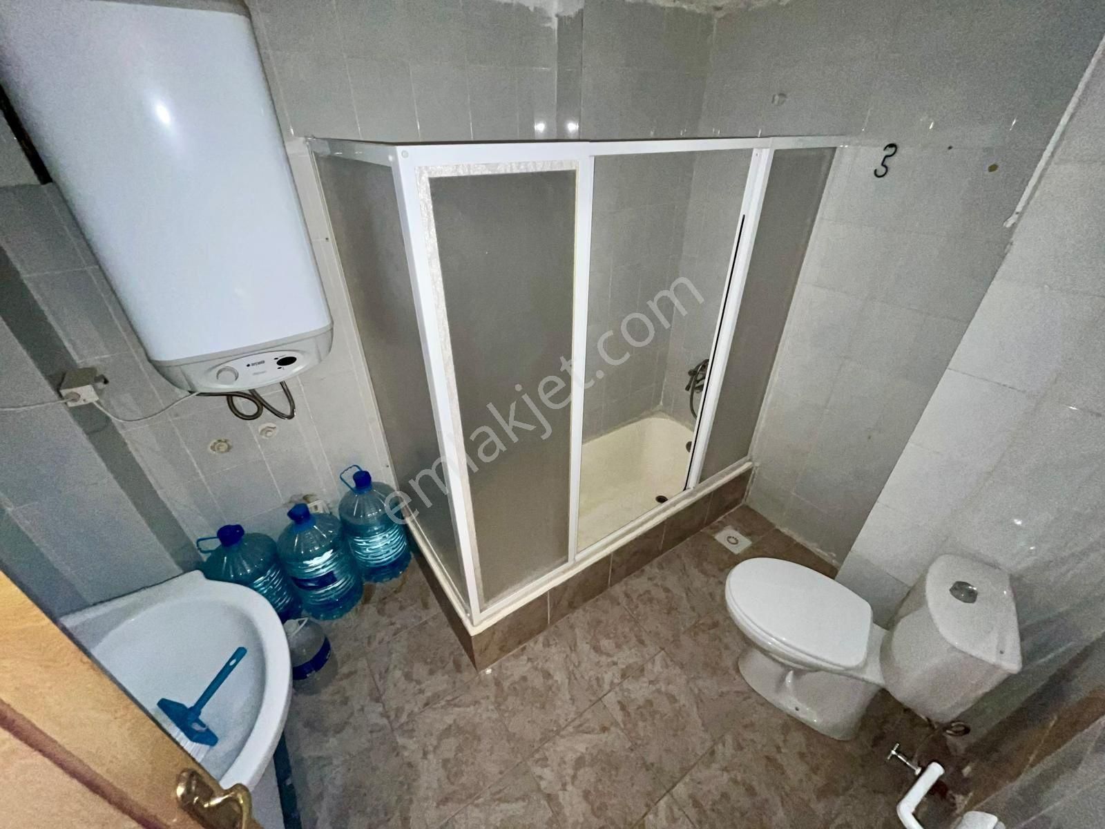 Akçay Özgüven Emlak'tan Acill Satılık 2+1 Ön Cephe Daire - Görsel 21