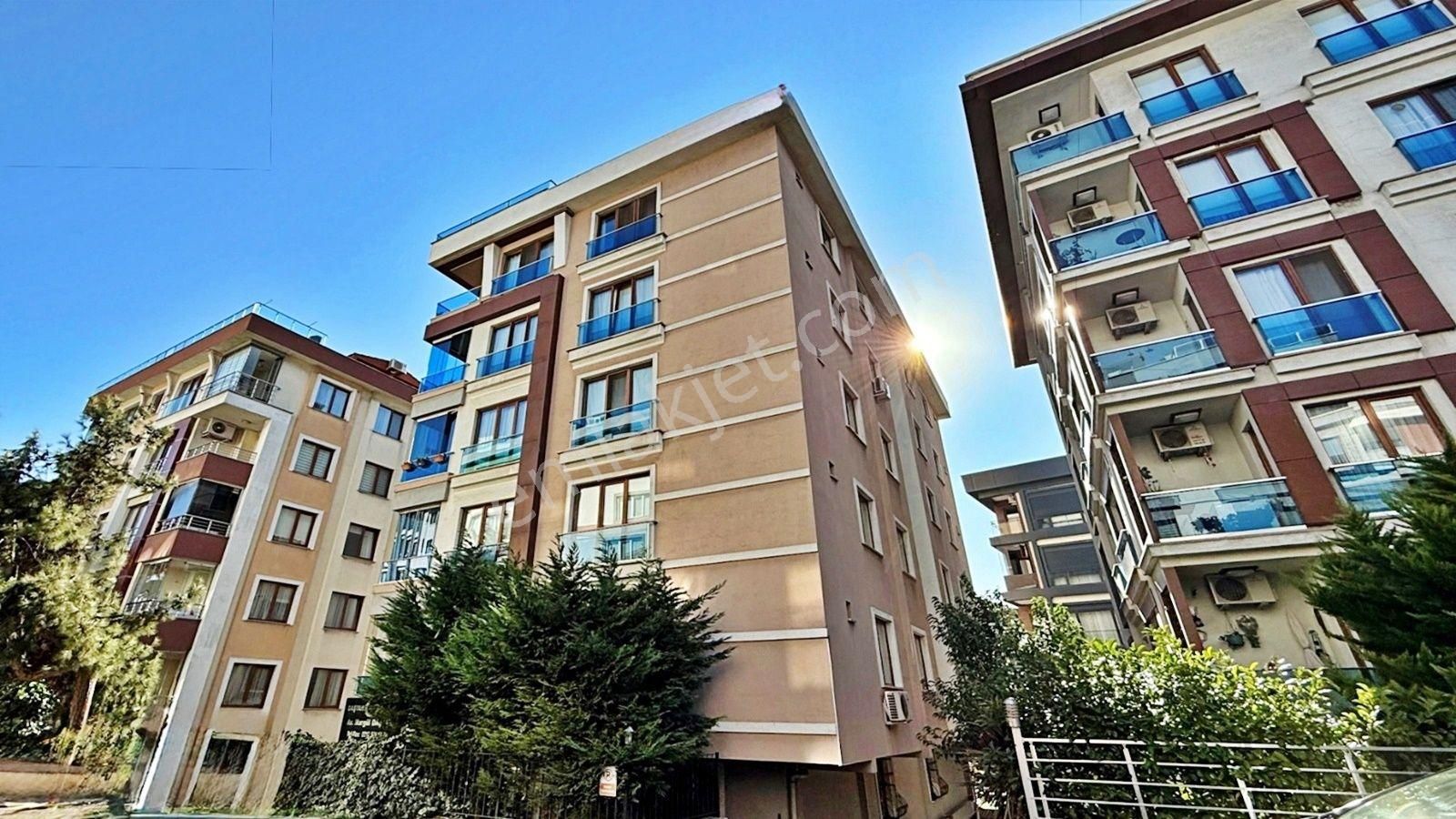 Weal World' Den İncirli De, K.otoparklı Yeni Binada, 3+1, Arakat Lüks Daire ... - Görsel 2