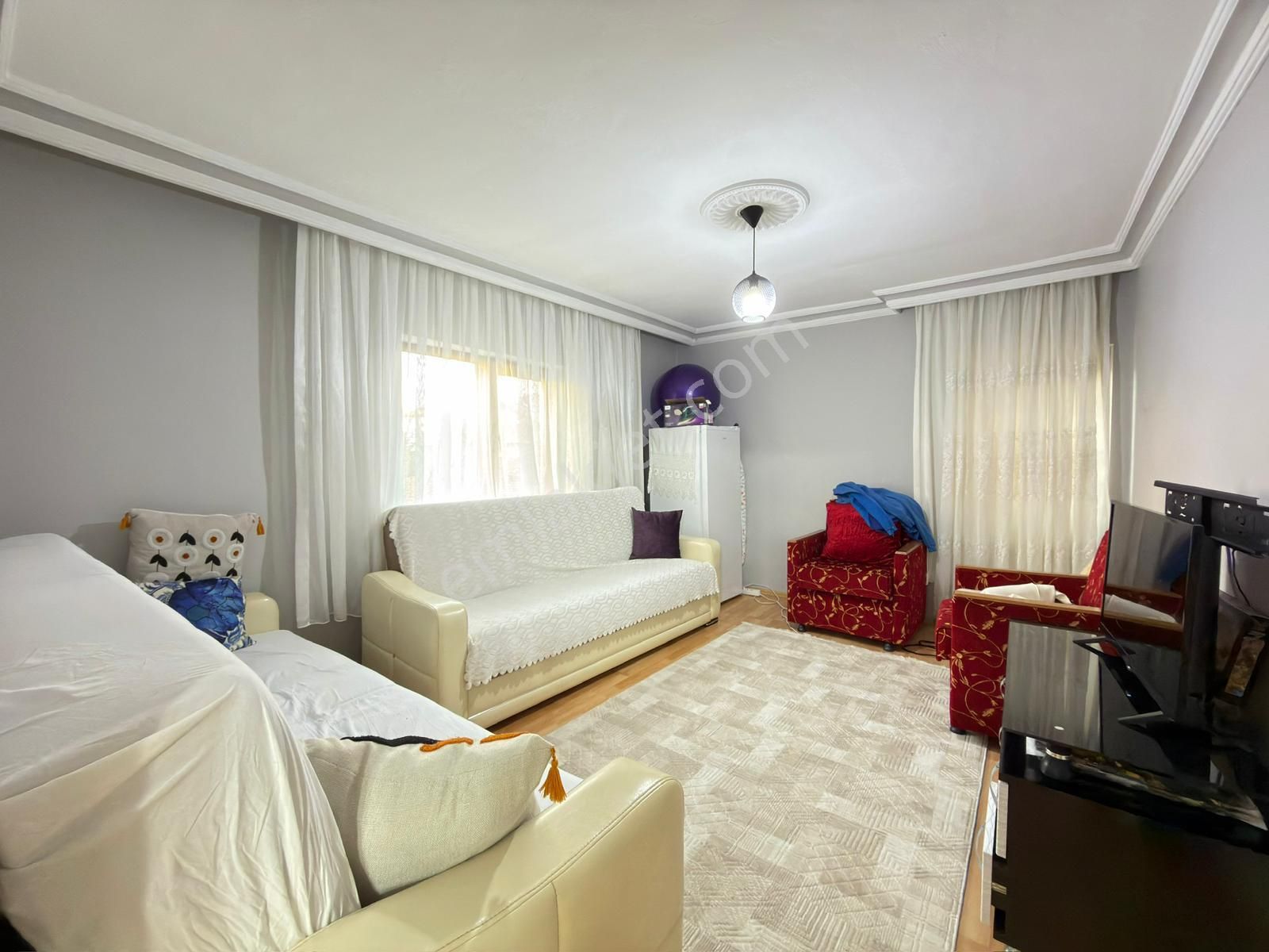 Kariyer'den Etlik Merkez'de Kat Konumlu Güney Cephe 3+1 Fırsat - Görsel 9