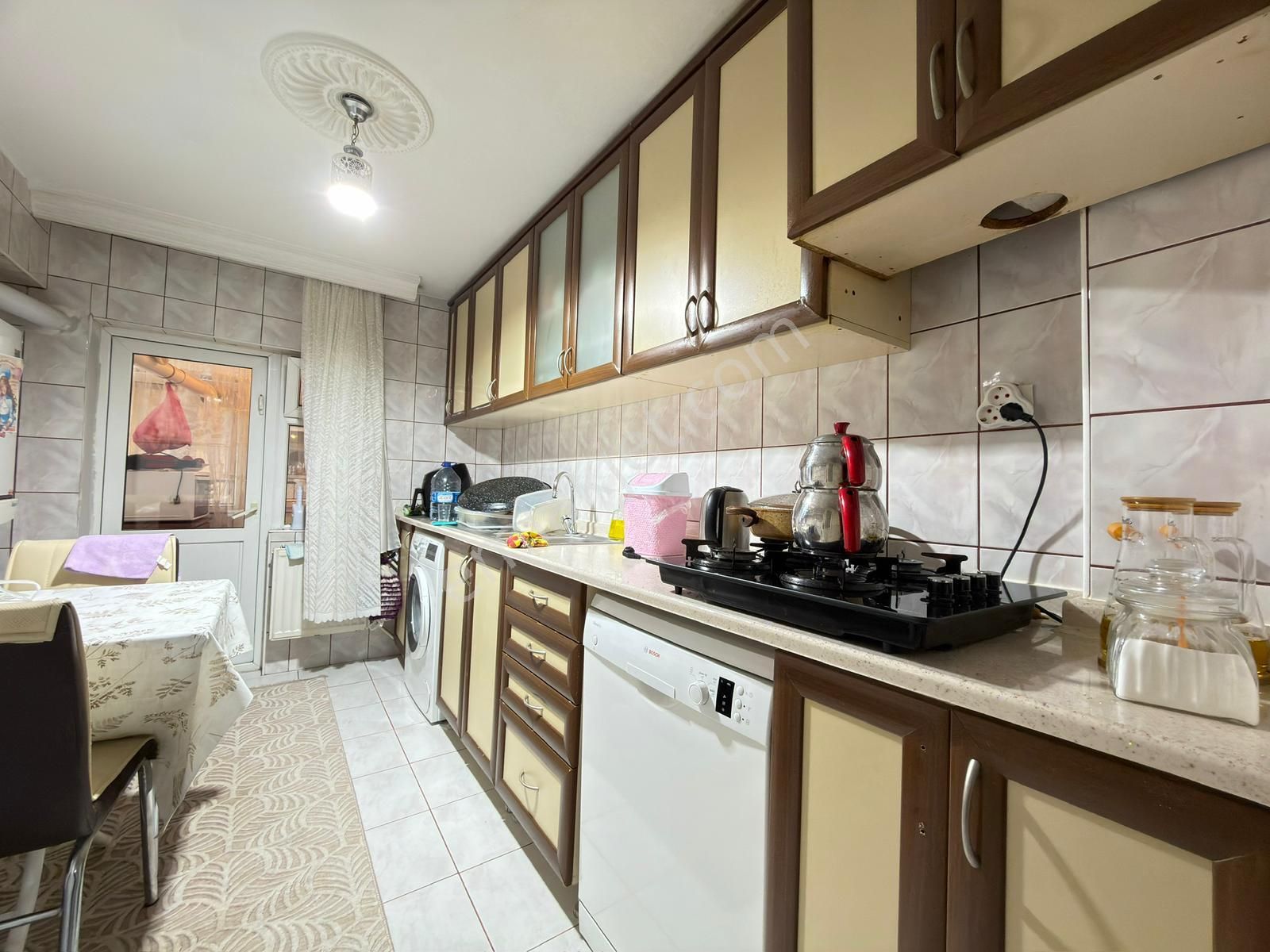 Kariyer'den Etlik Merkez'de Kat Konumlu Güney Cephe 3+1 Fırsat - Görsel 7