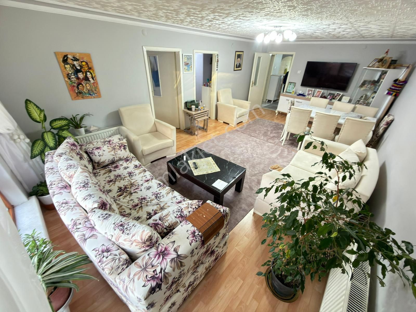 Kariyer'den Etlik Merkez'de Kat Konumlu Güney Cephe 3+1 Fırsat - Görsel 3