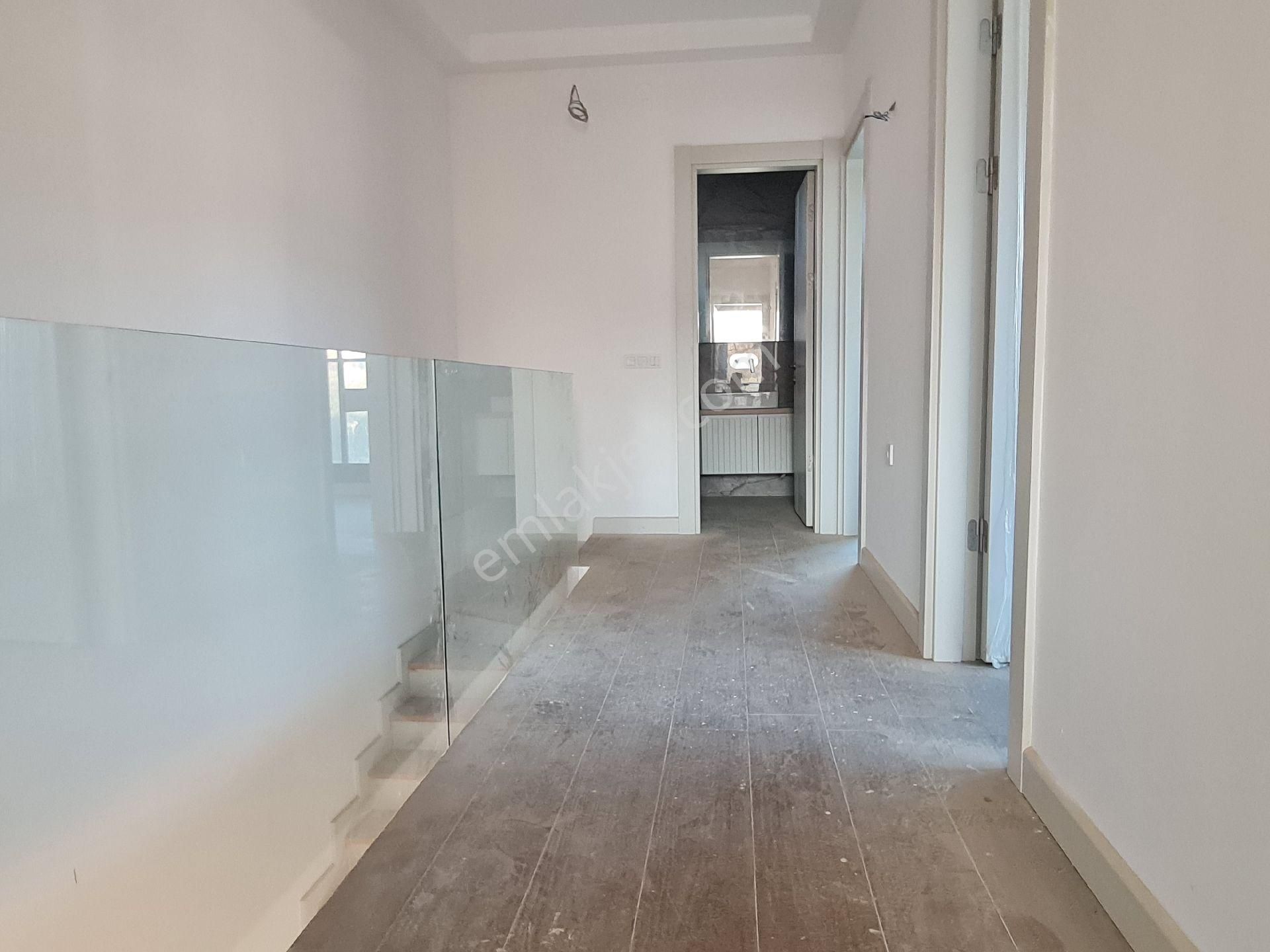 Satılık Yeni Yapı Özel Havuzlu Özel Otoparklı Lüks Yazlıklar - Görsel 26