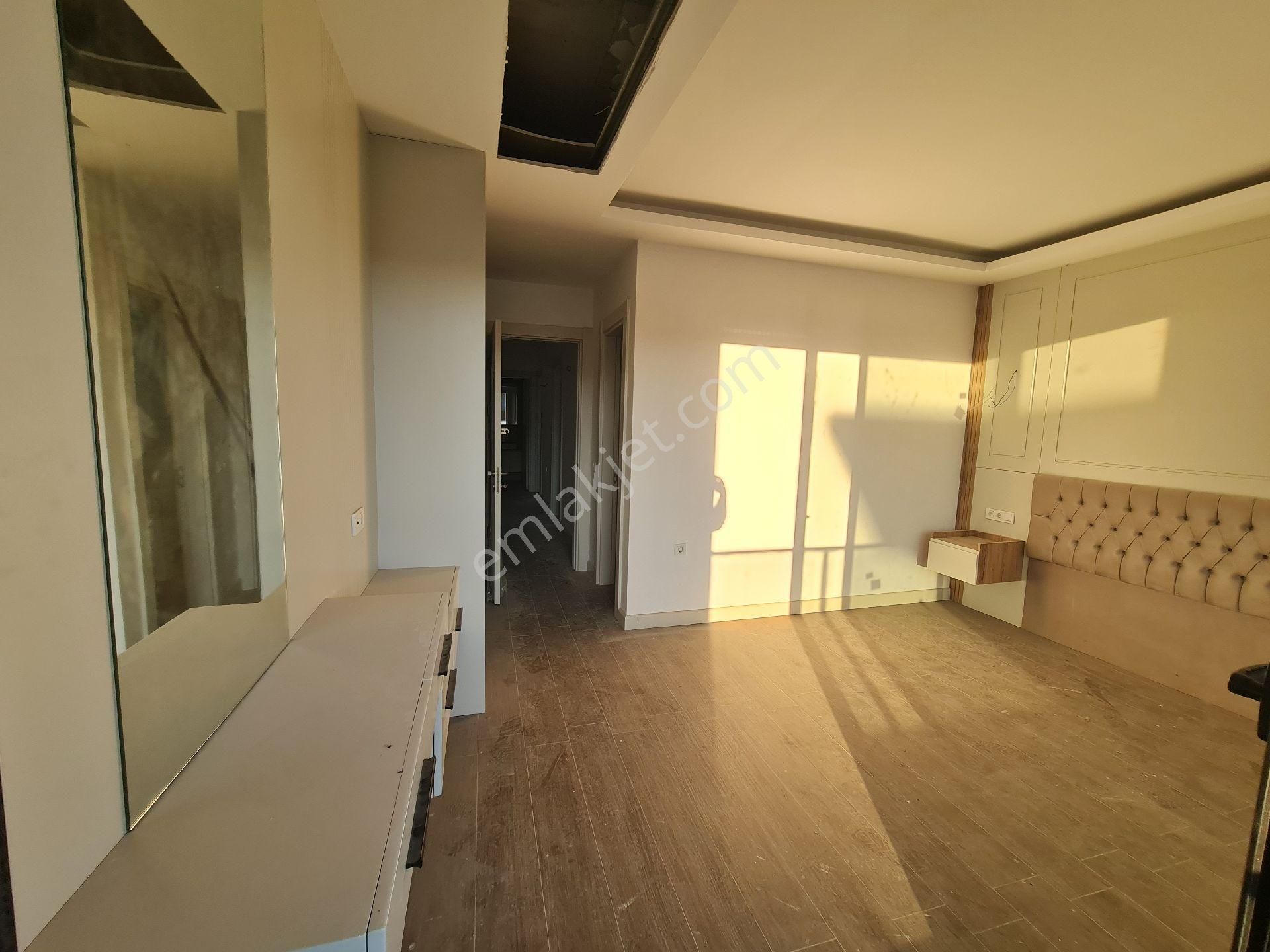 Satılık Yeni Yapı Özel Havuzlu Özel Otoparklı Lüks Yazlıklar - Görsel 31