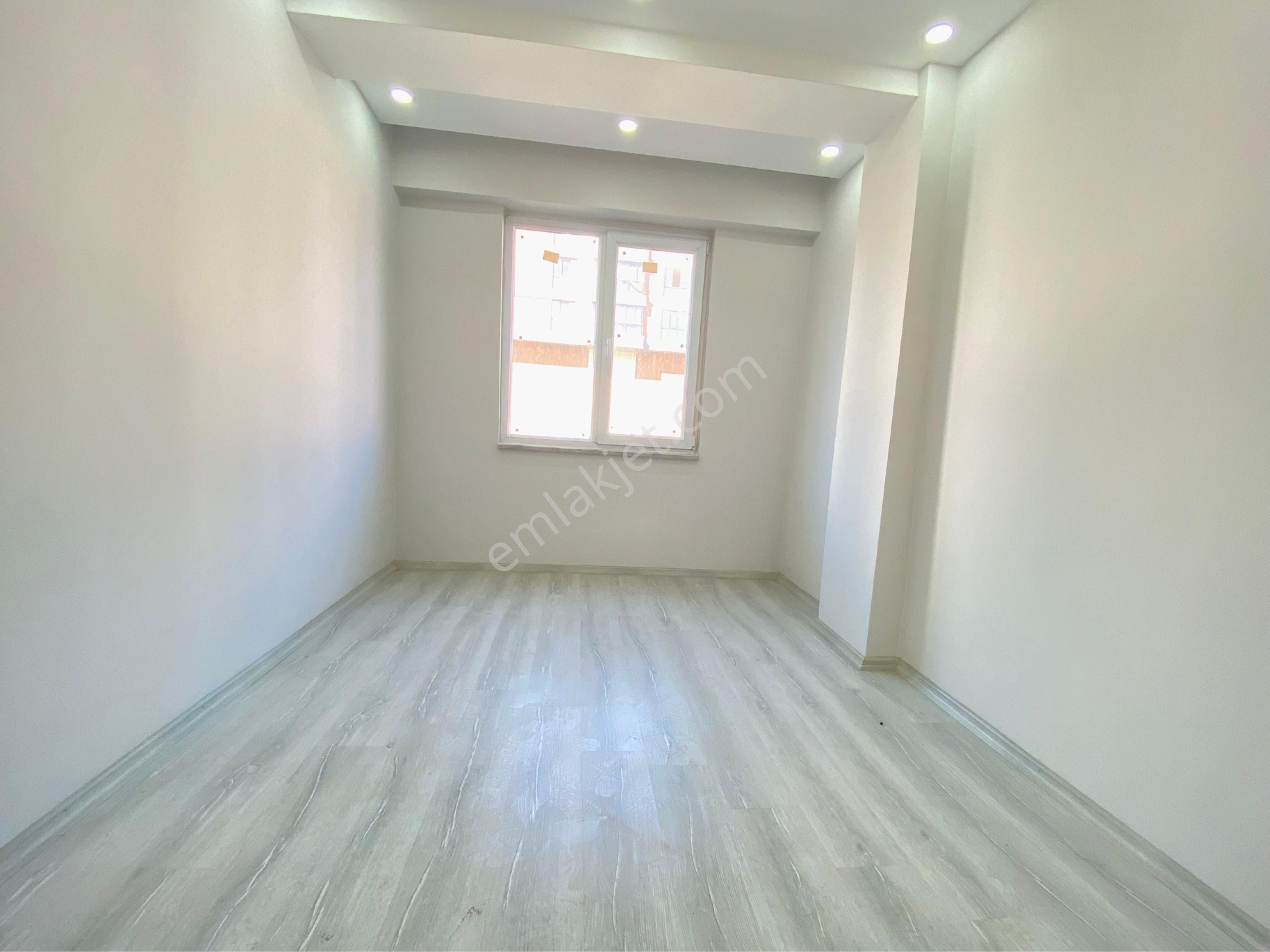 Şeyhsinan Mahallesinde Havuzlu Site İçerisinde Ara Katta 1+1 Daireler - Görsel 10