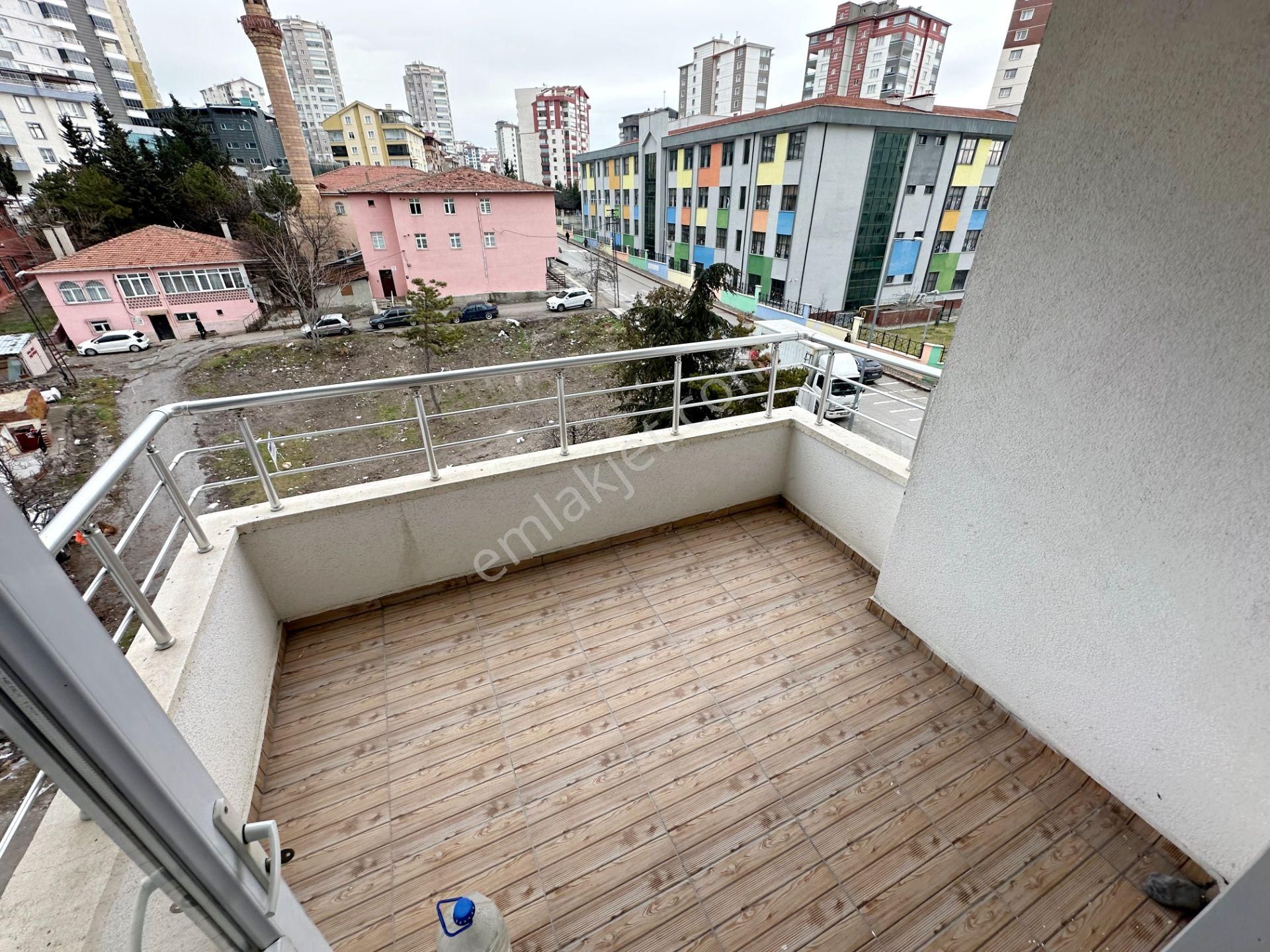 Cihandan Avcılar Mahallesin Karahöyük Cadde Üzeri 3+1 Daire - Görsel 17