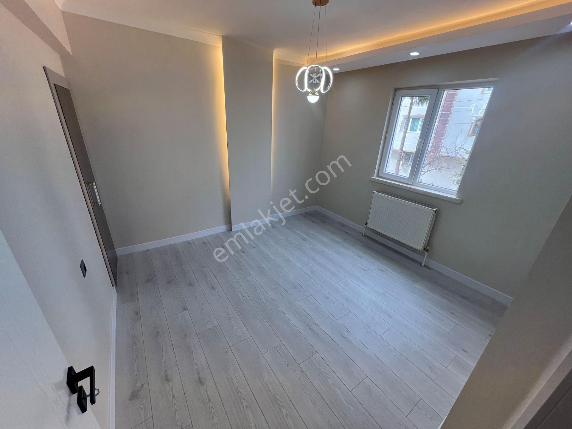 Sincan Mareşalçakmak Mah 1.arakat Ön Cephe Salon Bagımsız Daire - Görsel 22