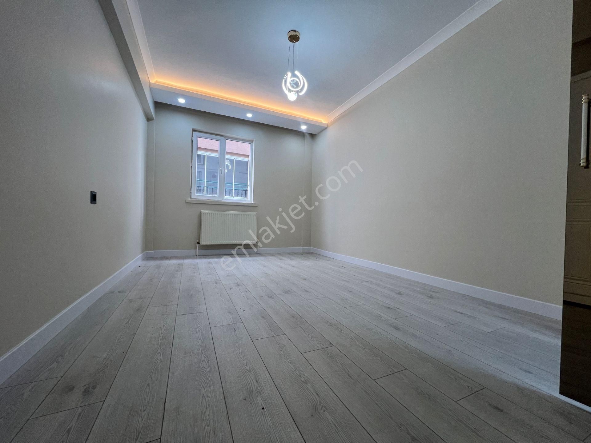 Sincan Mareşalçakmak Mah 1.arakat Ön Cephe Salon Bagımsız Daire - Görsel 28