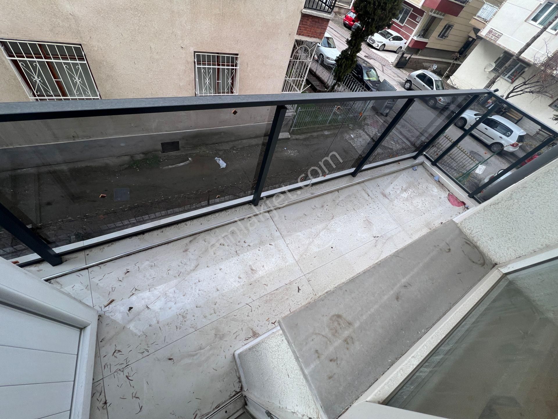 Sincan Mareşalçakmak Mah 1.arakat Ön Cephe Salon Bagımsız Daire - Görsel 8