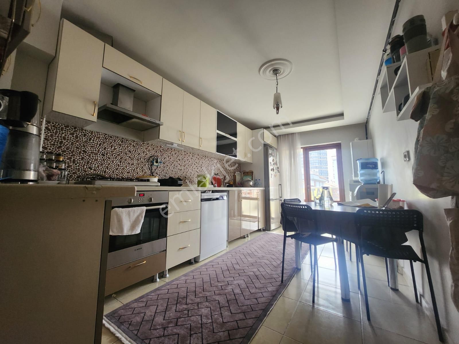 Relax'tan Seval Cad.yeni Bina Da Asansörlü Kacmaz Ön Cephe 3+1