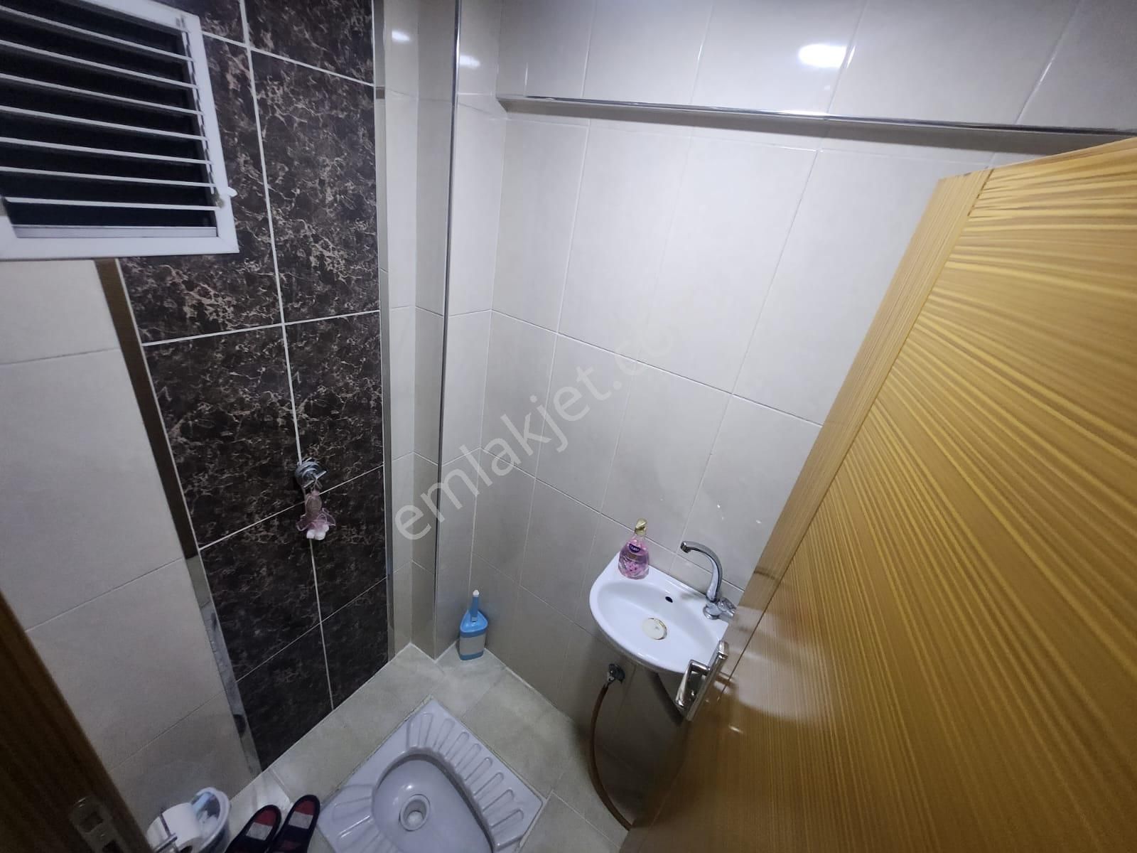 Relax'tan Seval Cad.yeni Bina Da Asansörlü Kacmaz Ön Cephe 3+1 - Görsel 30