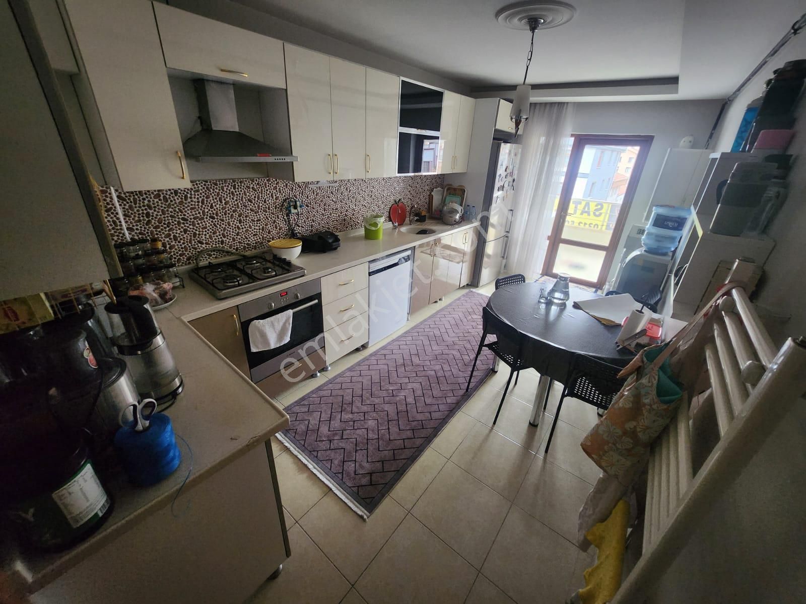 Relax'tan Seval Cad.yeni Bina Da Asansörlü Kacmaz Ön Cephe 3+1 - Görsel 31